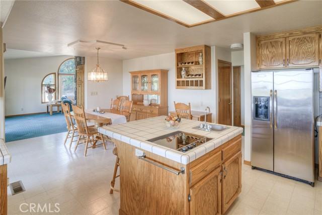 Oroville, California, 95966, United States, 3 Bedrooms Bedrooms, ,3 BathroomsBathrooms,Residential,For Sale,1927814