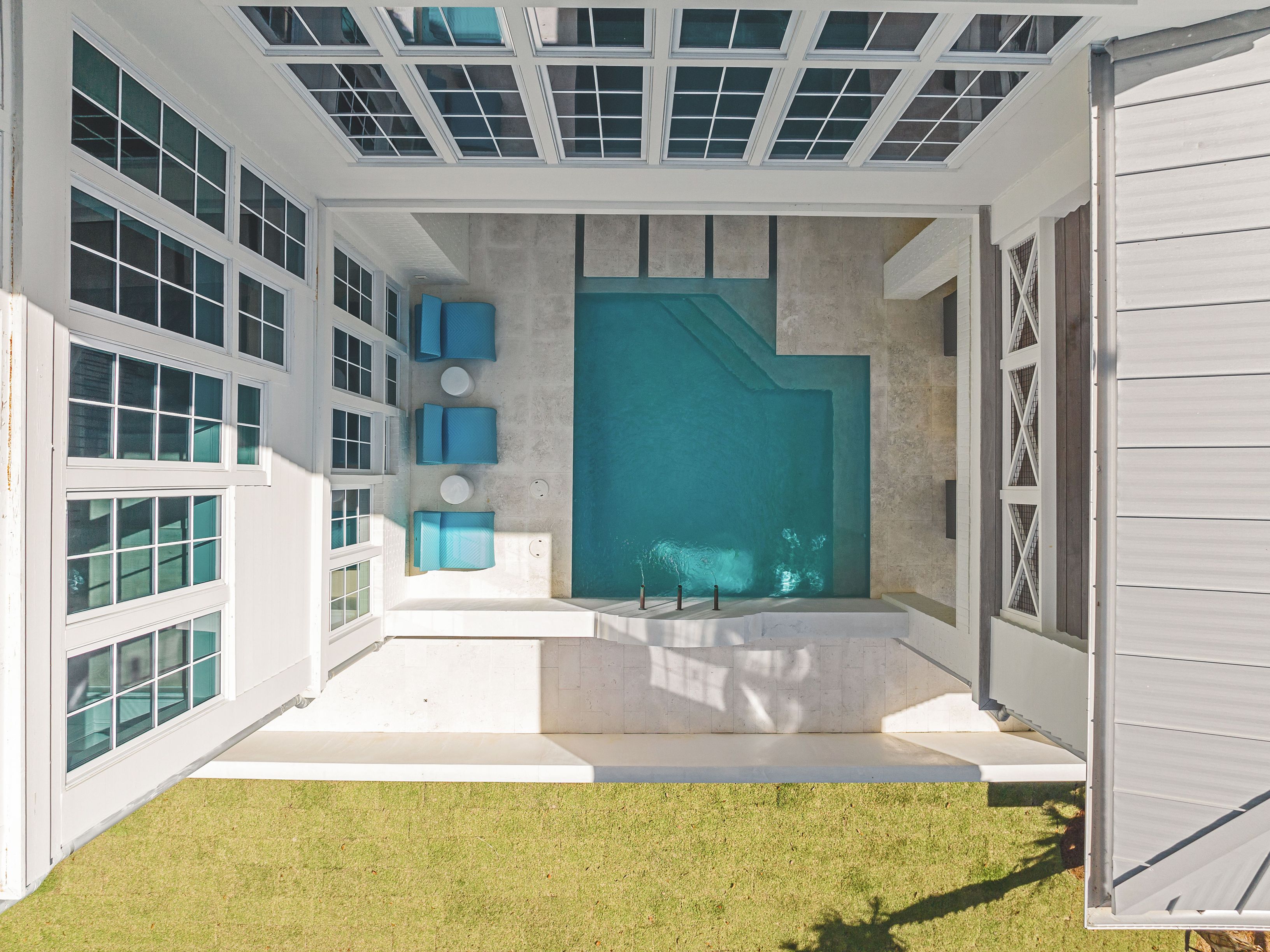  where  coastal luxury meets effortless living - 物件實景