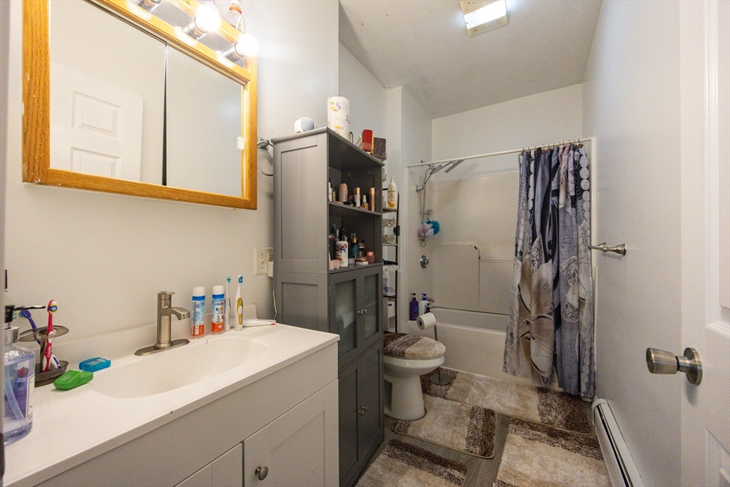 Lowell, Massachusetts, 01854, United States, 9 Bedrooms Bedrooms, ,3 BathroomsBathrooms,Residential,For Sale,1926214