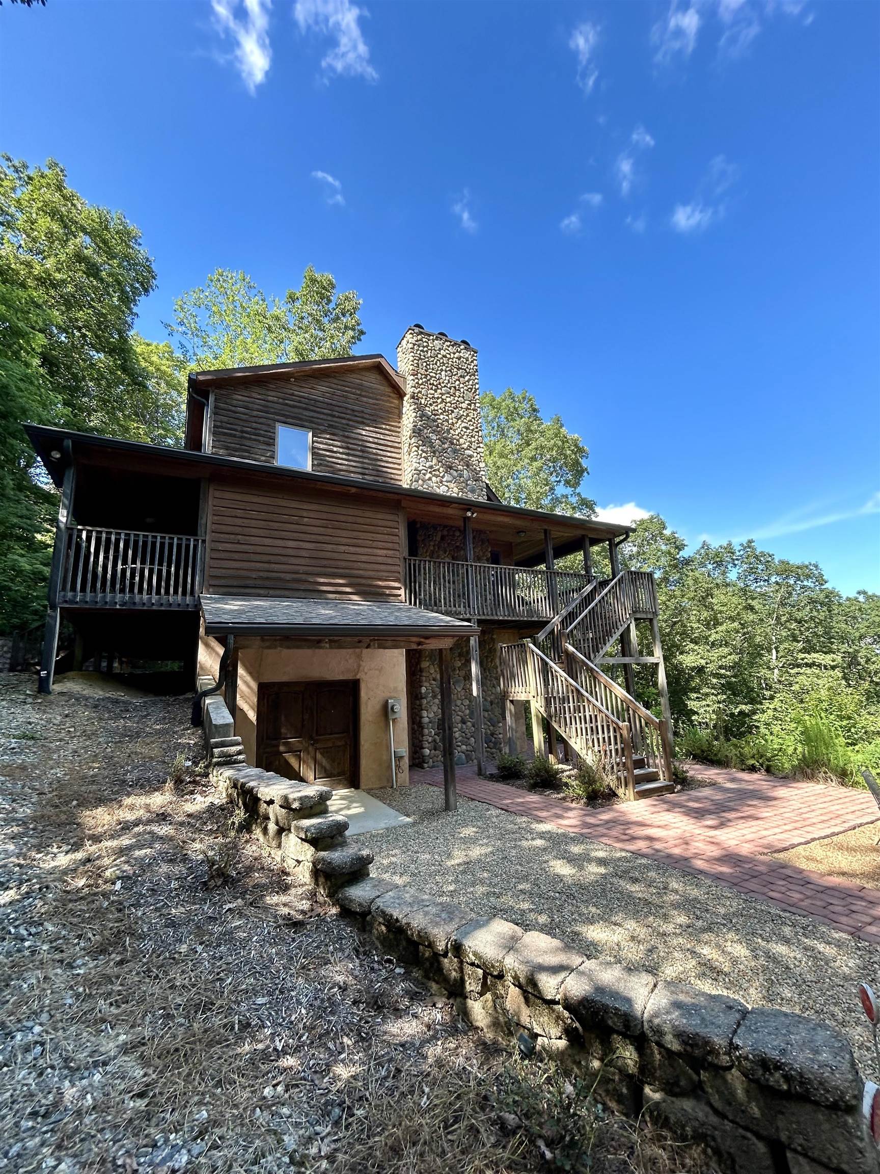 Cleveland, South Carolina, 29635, United States, 3 Bedrooms Bedrooms, ,3 BathroomsBathrooms,Residential,For Sale,1977097