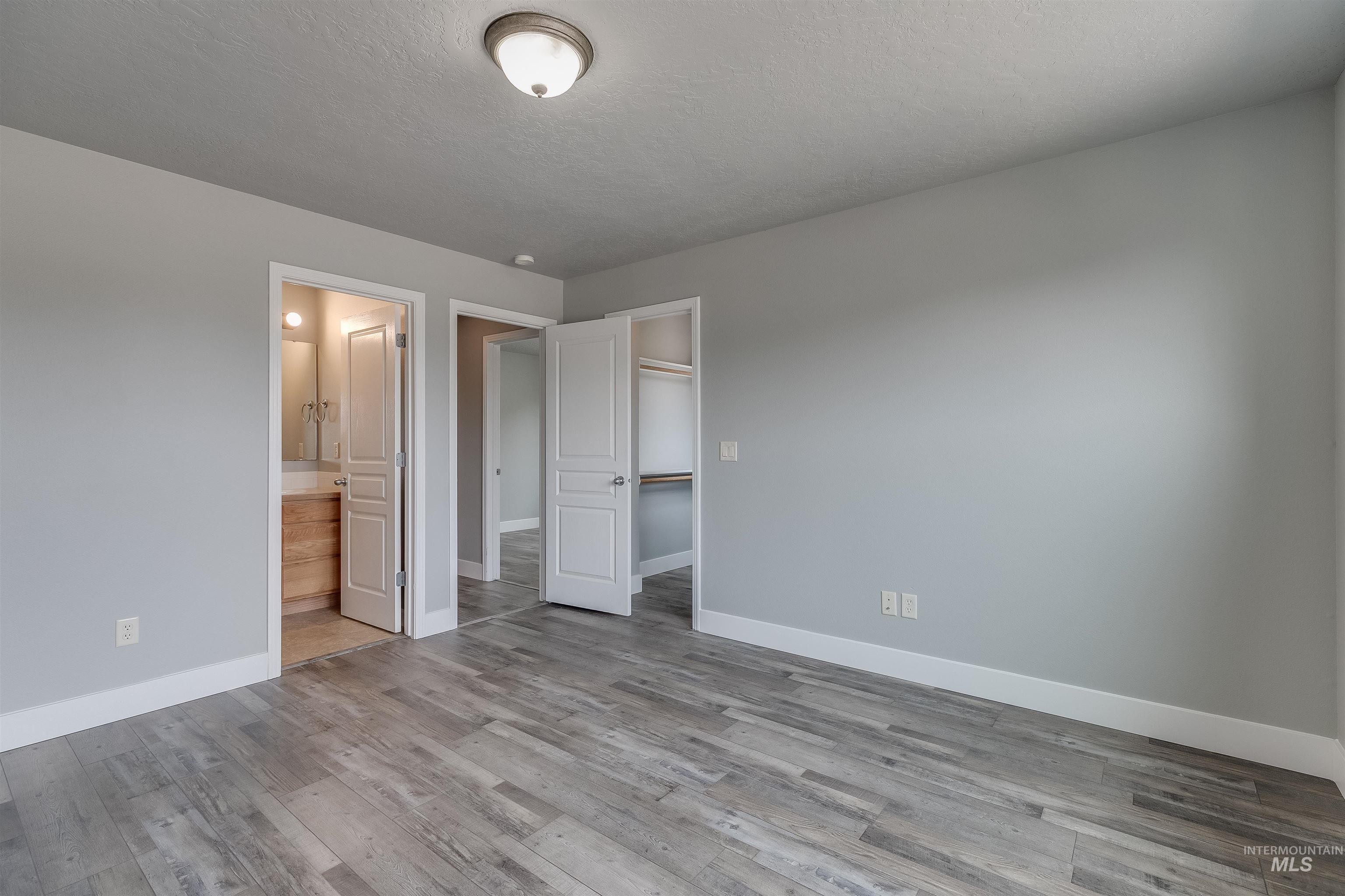 9635/9637 Landmark St, Boise, Idaho, 83704, United States, 6 Bedrooms Bedrooms, ,6 BathroomsBathrooms,Residential,For Sale,9635/9637 Landmark St,1432843