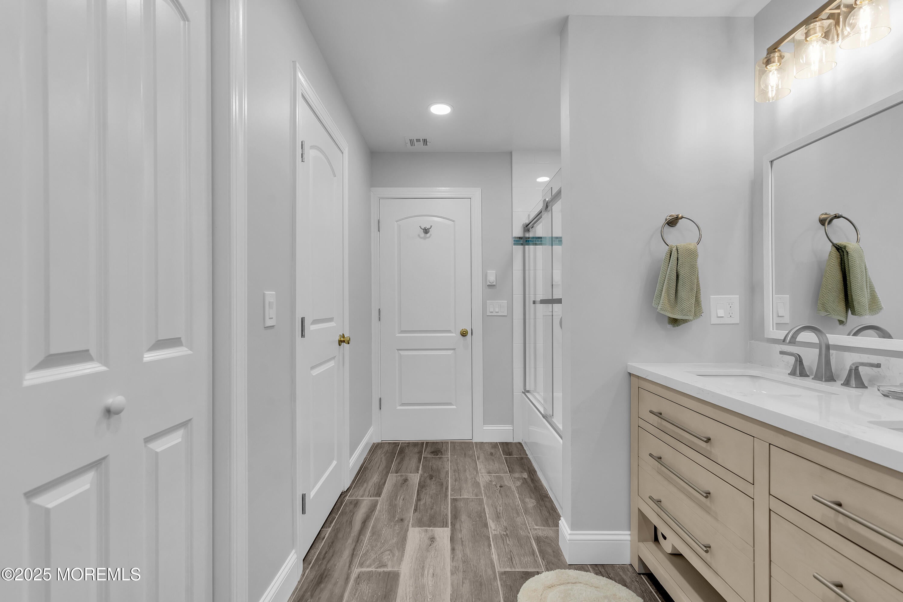 West Long Branch, New Jersey, 07764, United States, 3 Bedrooms Bedrooms, ,3 BathroomsBathrooms,Residential,For Sale,1974397