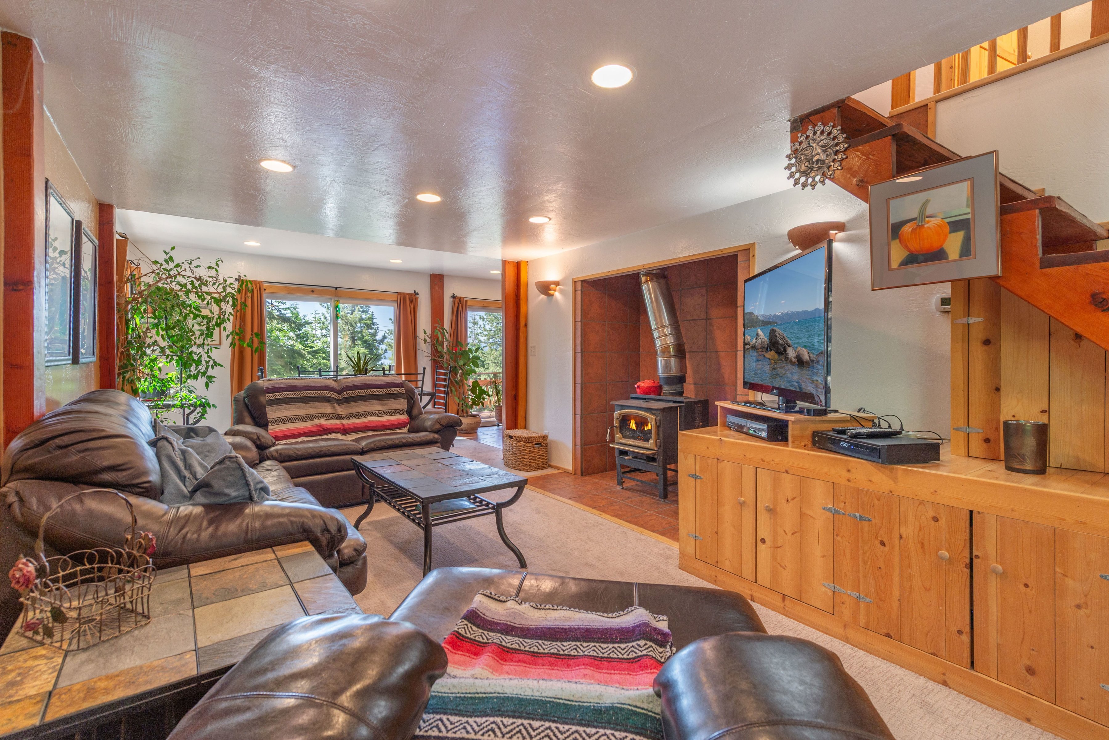  Lake Tahoe Views with Private Pier & Buoy Access - 物件實景