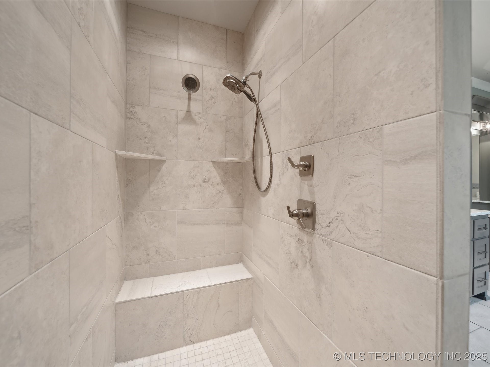 Sapulpa, Oklahoma, 74066, United States, 3 Bedrooms Bedrooms, ,3 BathroomsBathrooms,Residential,For Sale,1987728