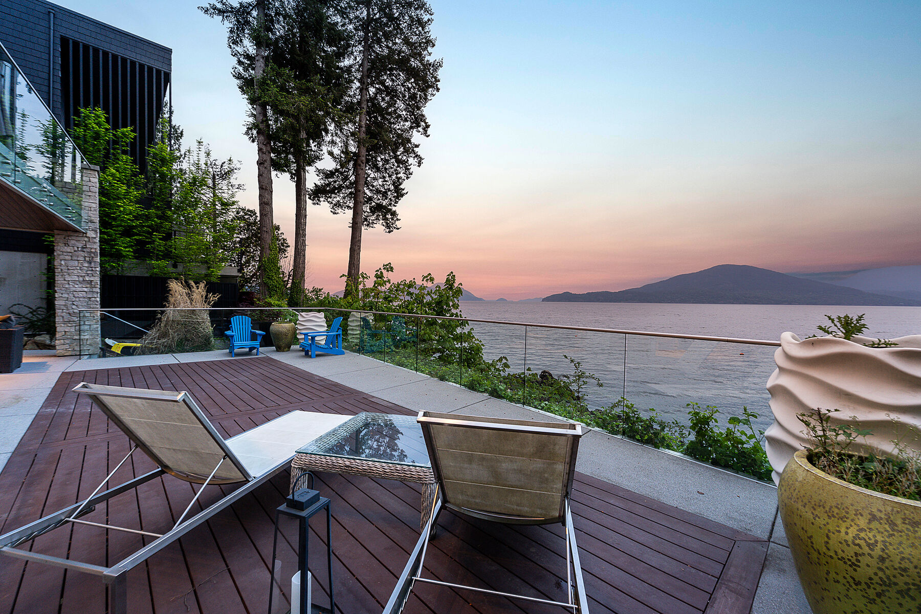  Amazing Waterfront Property - 物件實景