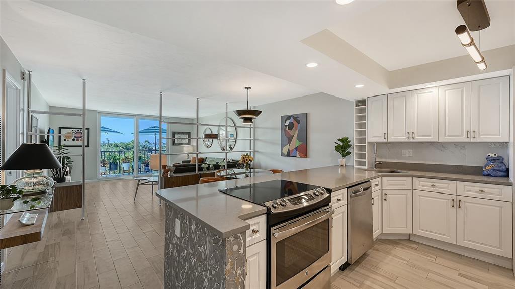 Sarasota, Florida, 34236, United States, 1 Bedroom Bedrooms, ,2 BathroomsBathrooms,Residential,For Sale,1985028