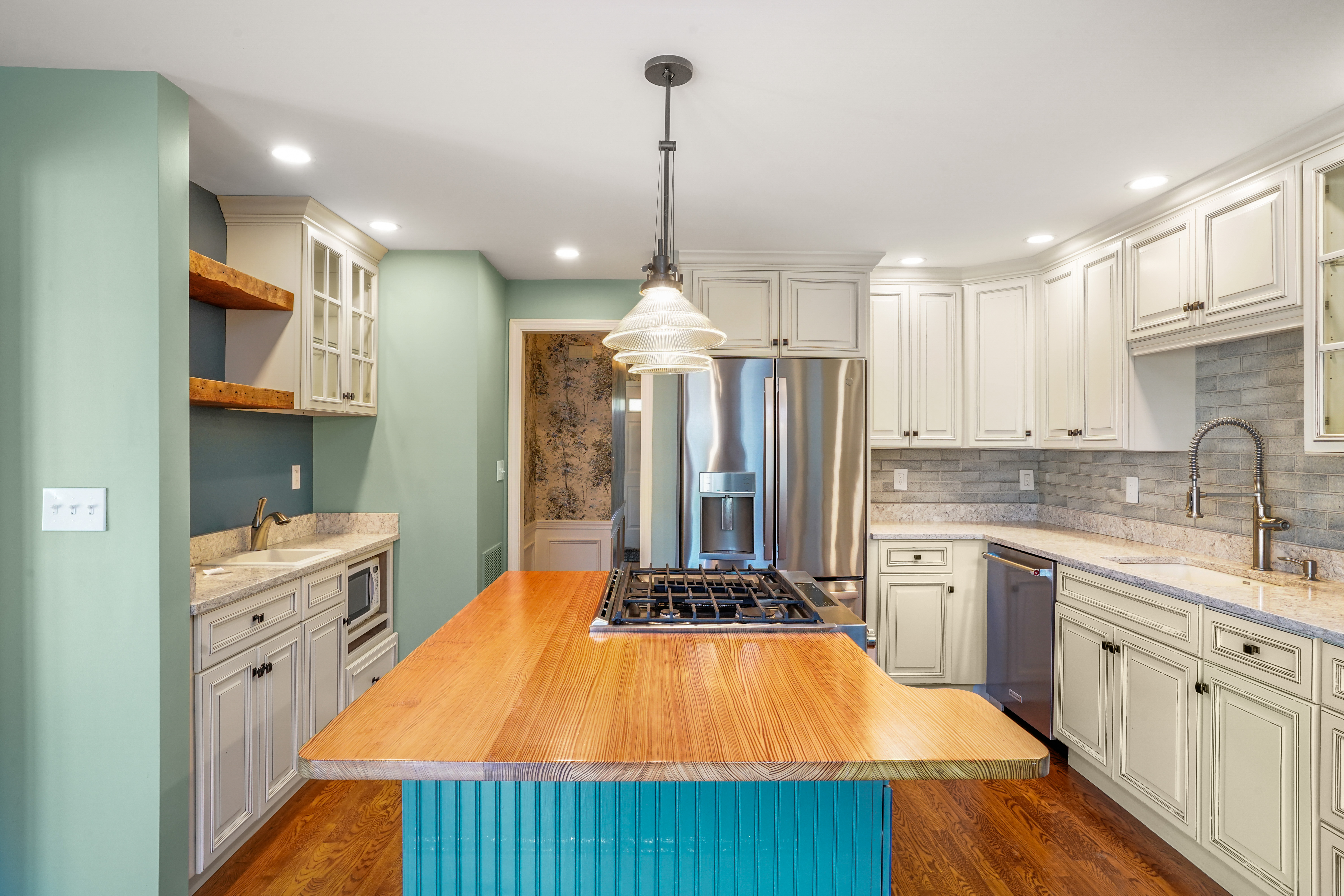  22 Floret Circle, Hingham, MA, 02043 - 物件實景