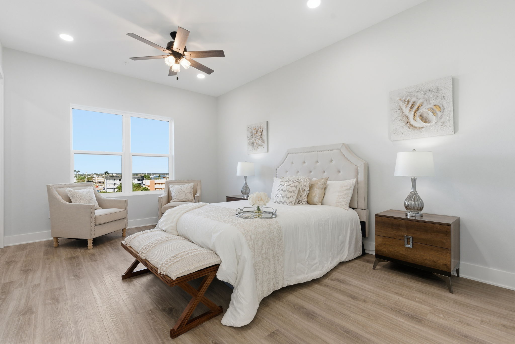 Treasure Island, Florida, 33706, United States, 5 Bedrooms Bedrooms, ,4 BathroomsBathrooms,Residential,For Sale,1887391