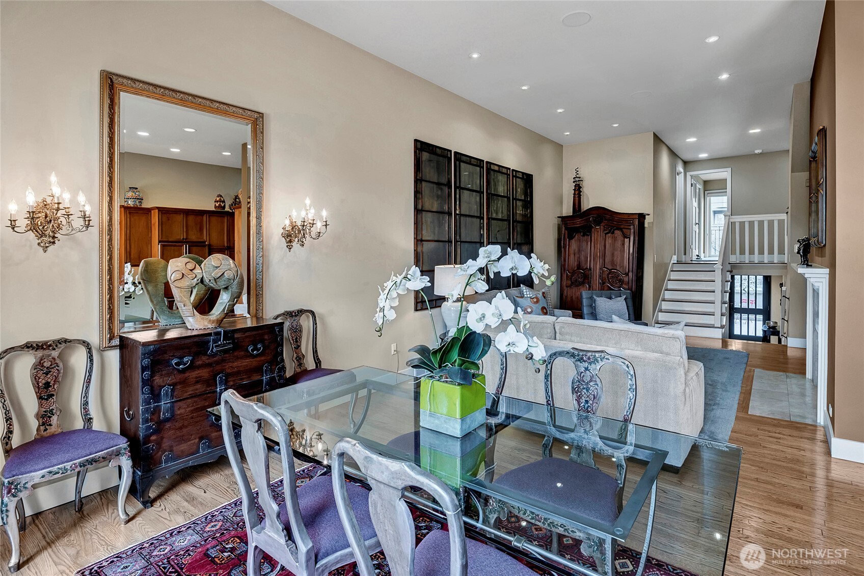 Seattle, Washington, 98112, United States, 5 Bedrooms Bedrooms, ,1 BathroomBathrooms,Residential,For Sale,1876095
