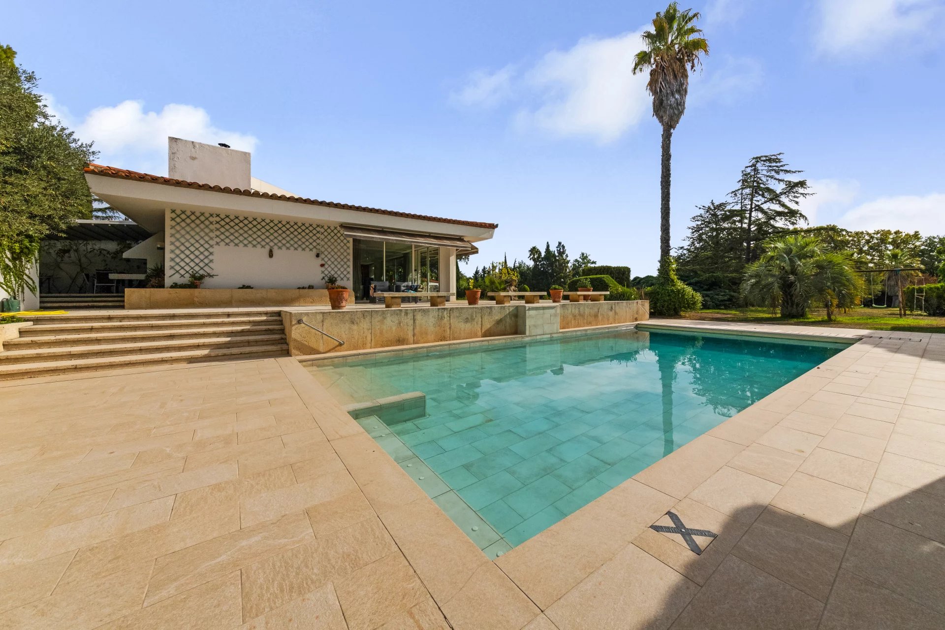 Perpignan, Occitanie, 66000, FR, 5 Bedrooms Bedrooms, ,1 BathroomBathrooms,Residential,For Sale,1623279