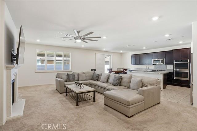 Menifee, California, 92585, United States, 4 Bedrooms Bedrooms, ,4 BathroomsBathrooms,Residential,For Sale,1985288