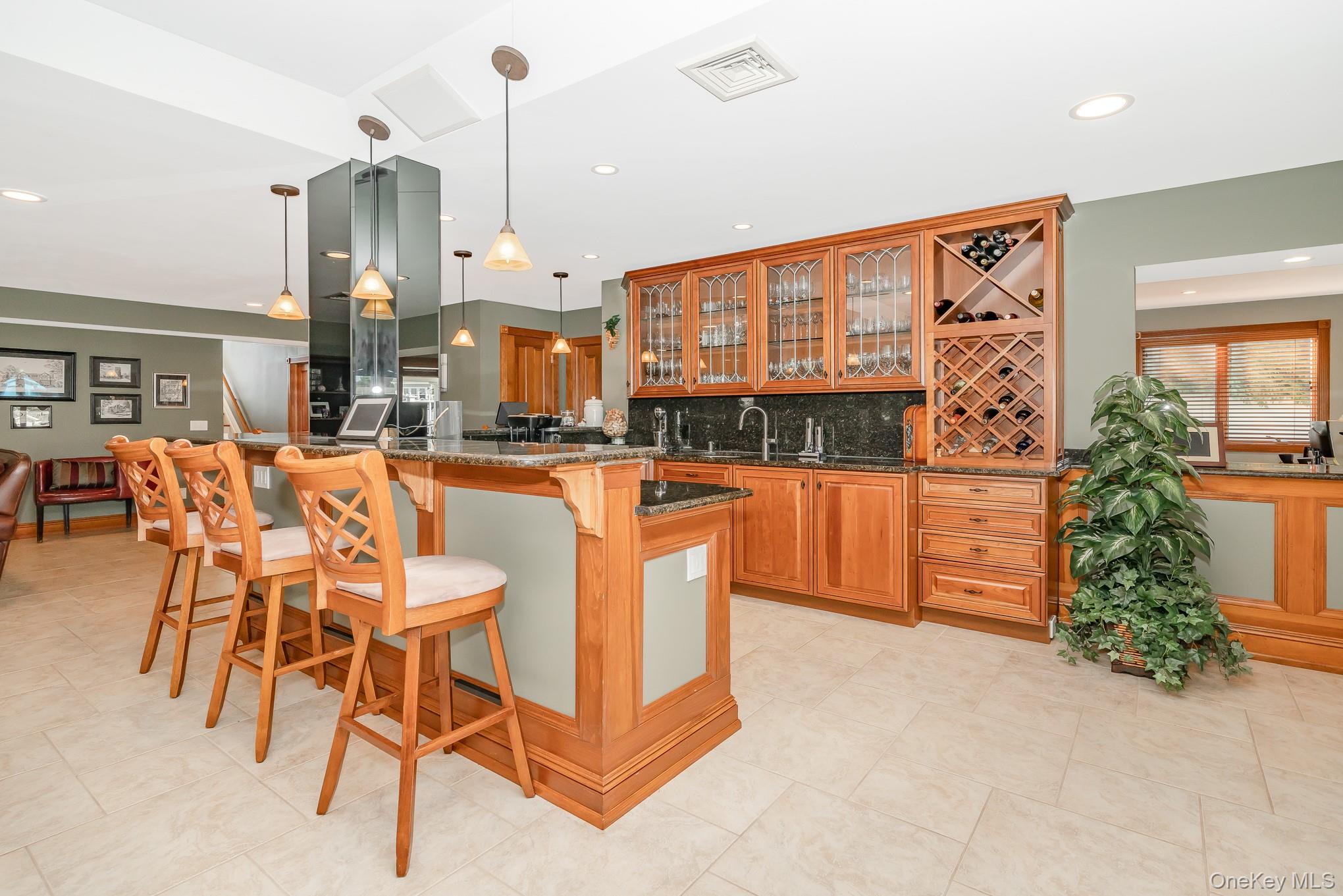 West Islip, New York, 11795, United States, 5 Bedrooms Bedrooms, ,5 BathroomsBathrooms,Residential,For Sale,1943882