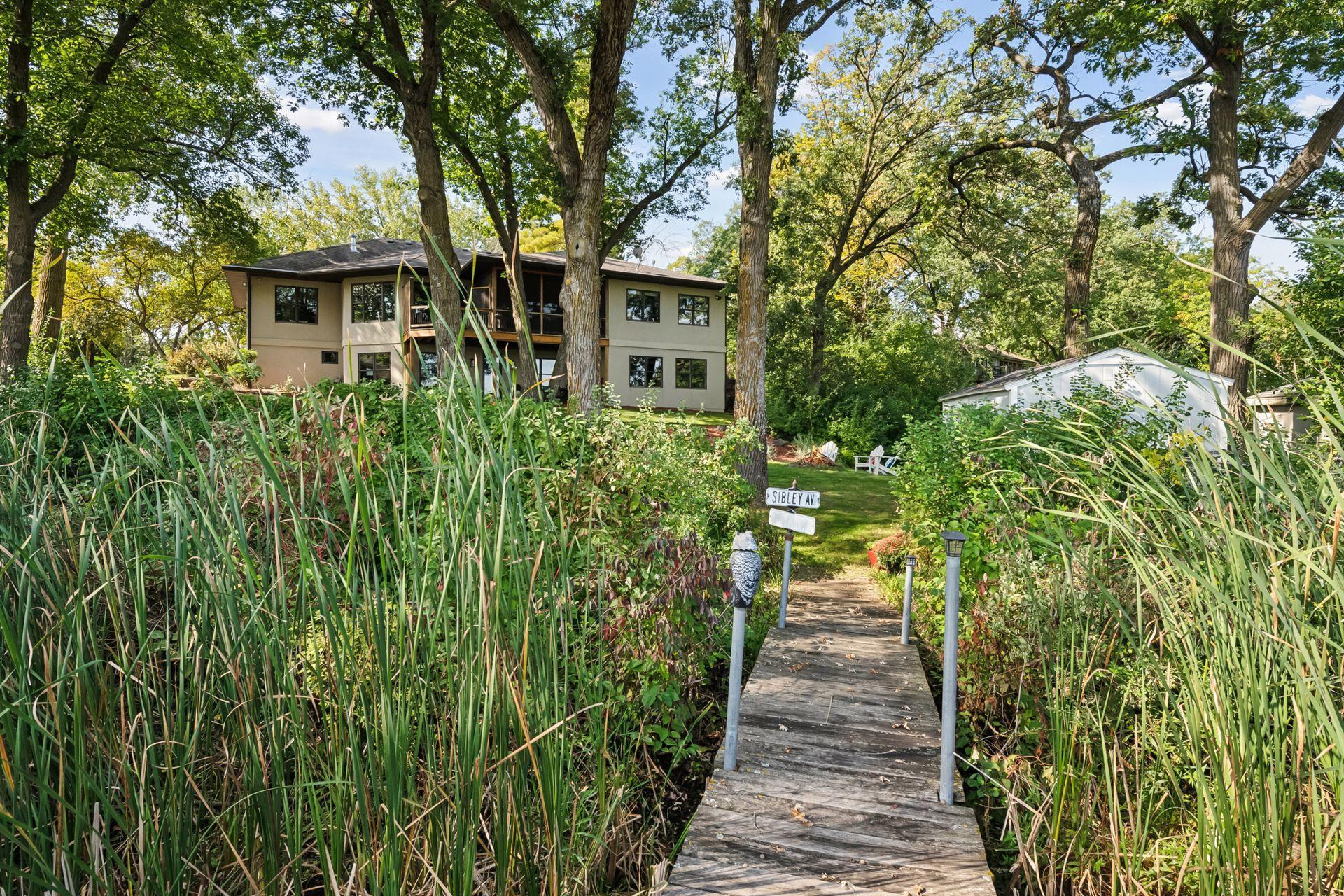 Deephaven, Minnesota, 55331, United States, 5 Bedrooms Bedrooms, ,5 BathroomsBathrooms,Residential,For Sale,1998829