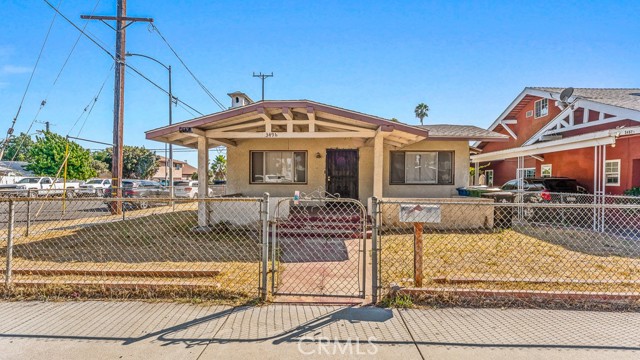 Los Angeles, California, 90063, United States, 6 Bedrooms Bedrooms, ,Residential,For Sale,1922877