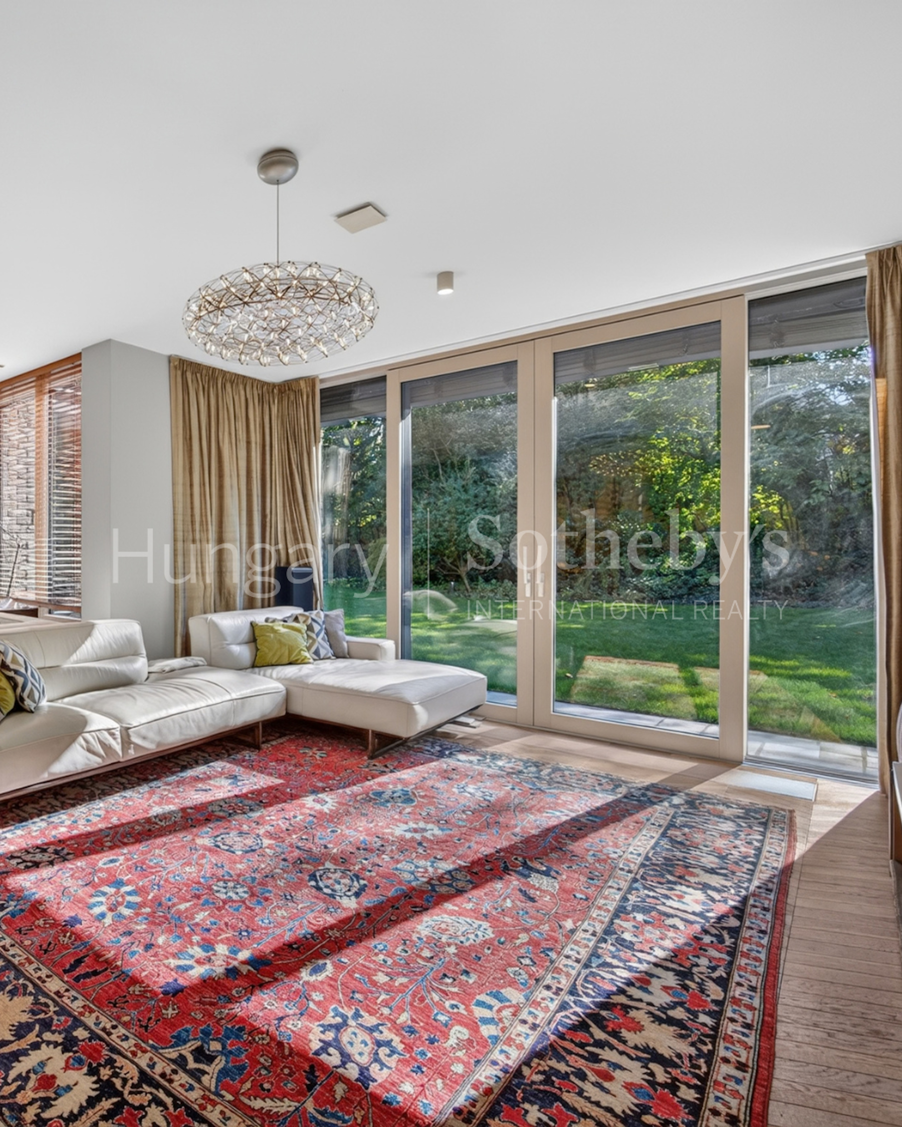  Contemporary Two-Generational Family Villa - 物件實景