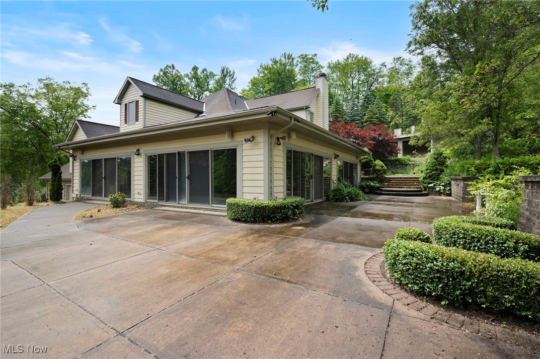 Gates Mills, Ohio, 44040, United States, 4 Bedrooms Bedrooms, ,7 BathroomsBathrooms,Residential,For Sale,1976391