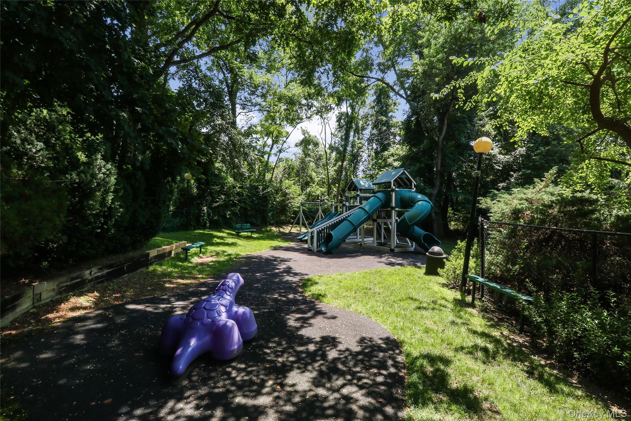  215 Summit Way, Syosset, NY, 11791 - 物件實景