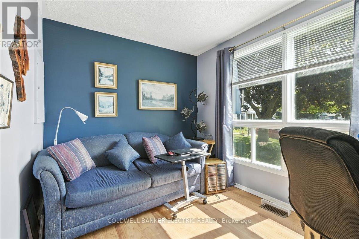 CLARINGTON (NEWCASTLE), Ontario, L1B 1A8, CA, 2 Bedrooms Bedrooms, ,1 BathroomBathrooms,Residential,For Sale,1891909