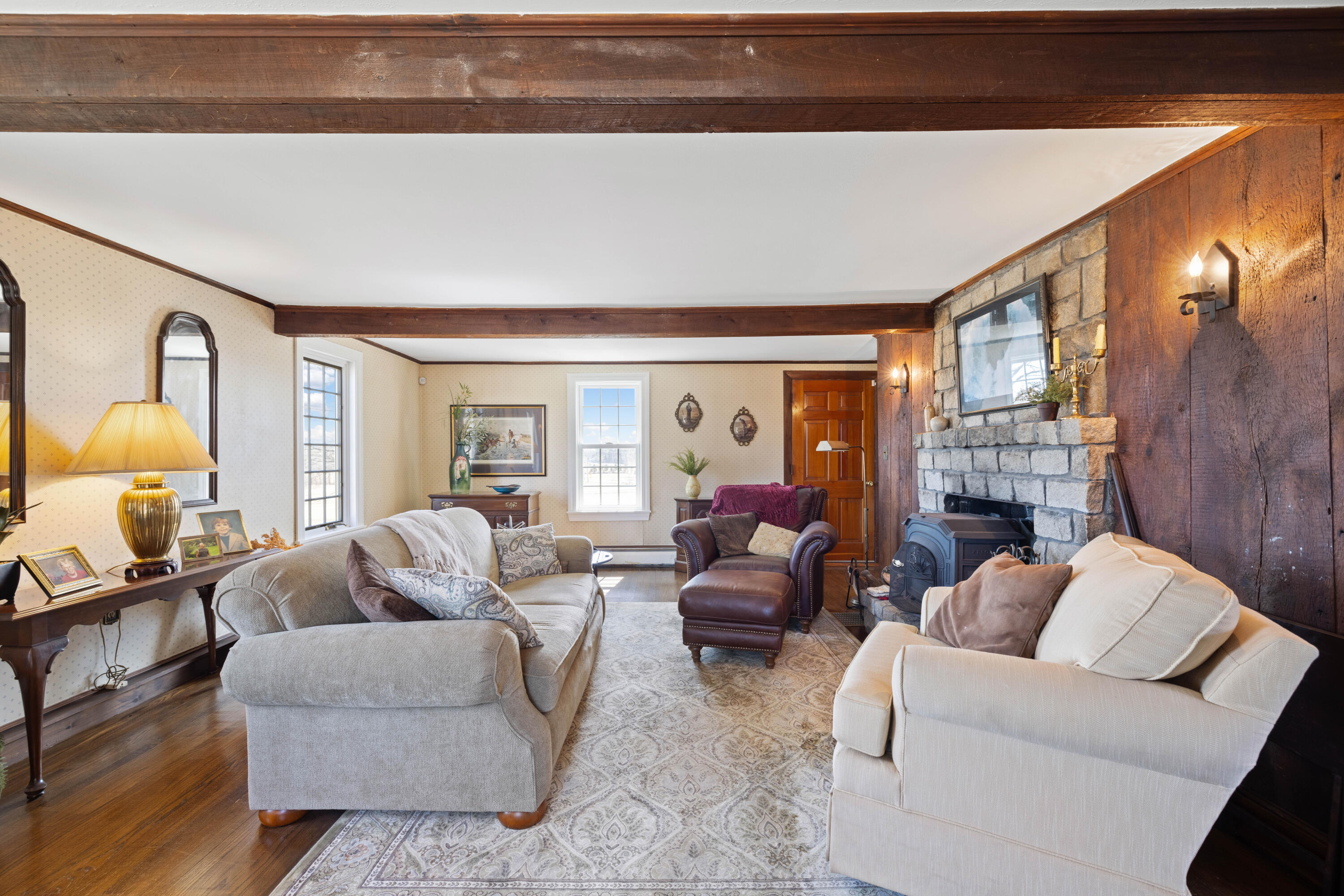 Cumberland, Maine, 04021, United States, 3 Bedrooms Bedrooms, ,2 BathroomsBathrooms,Residential,For Sale,1759704