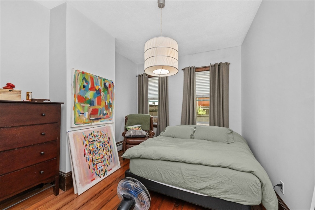Boston, Massachusetts, 02129, United States, 4 Bedrooms Bedrooms, ,3 BathroomsBathrooms,Residential,For Sale,1933524
