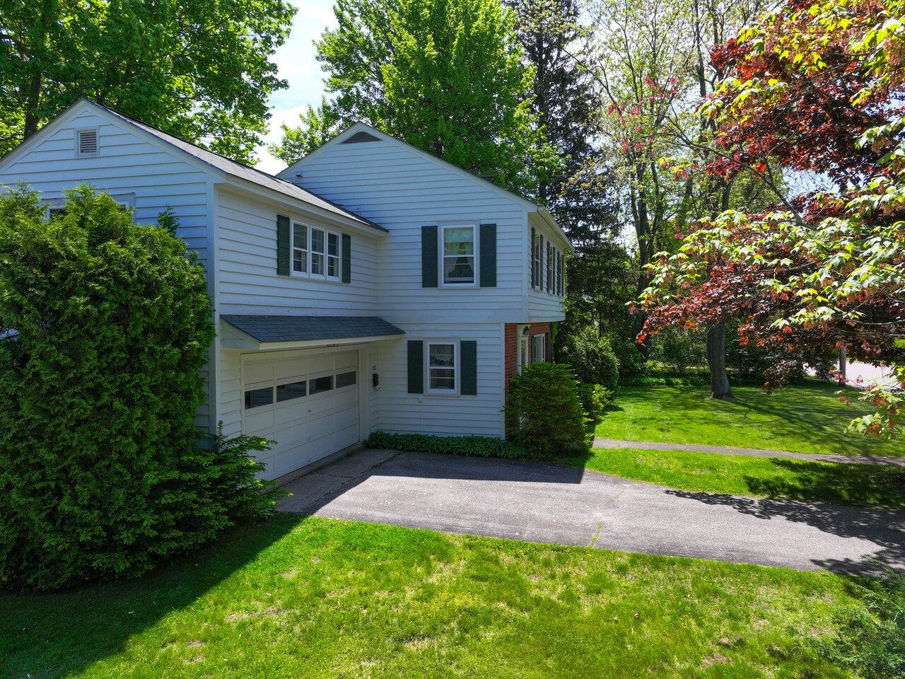 Burlington, Vermont, 05401, United States, 4 Bedrooms Bedrooms, ,2 BathroomsBathrooms,Residential,For Sale,1838710