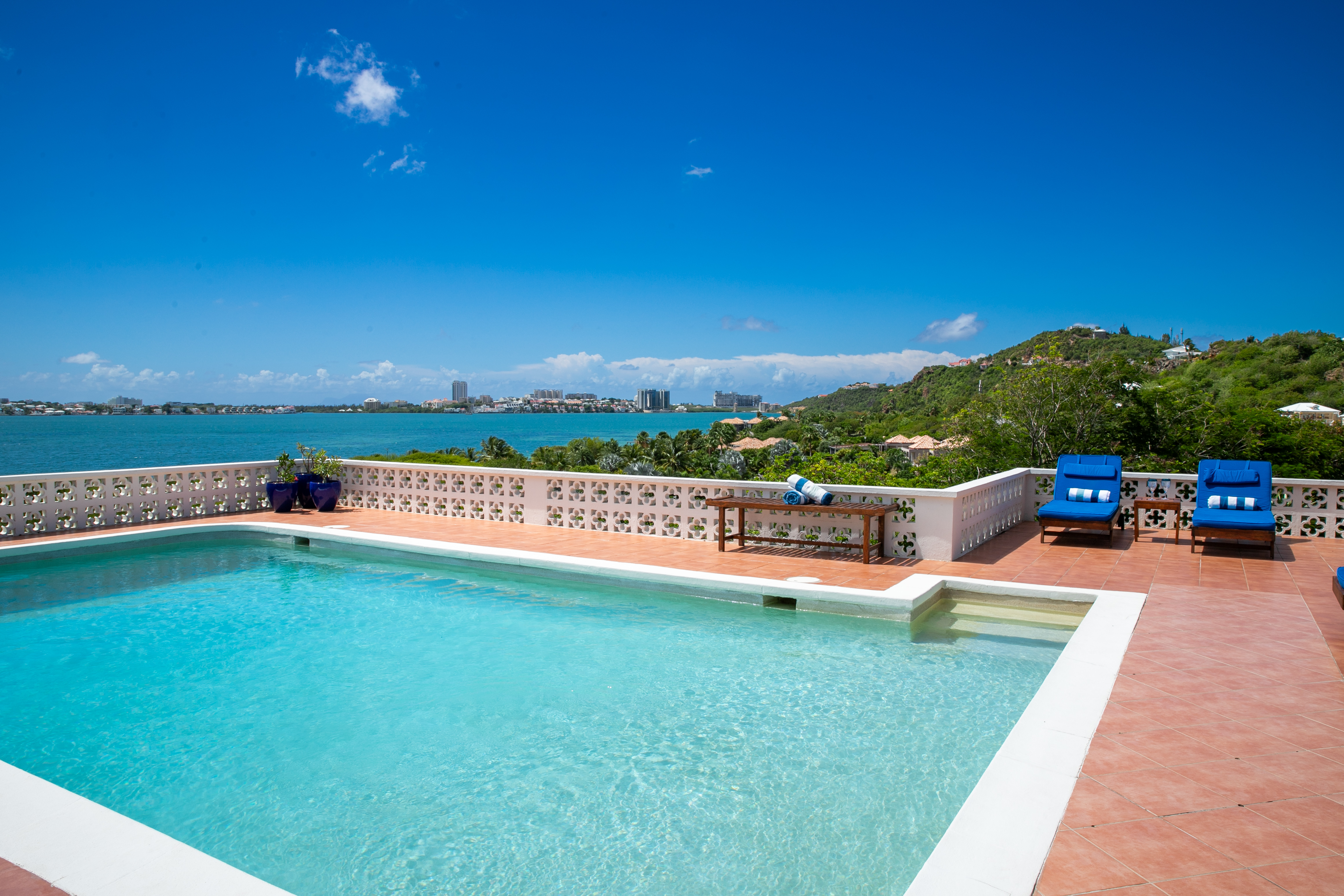  3 Bedroom Ocean View Villa Near Baie Rouge Beach - 物件實景