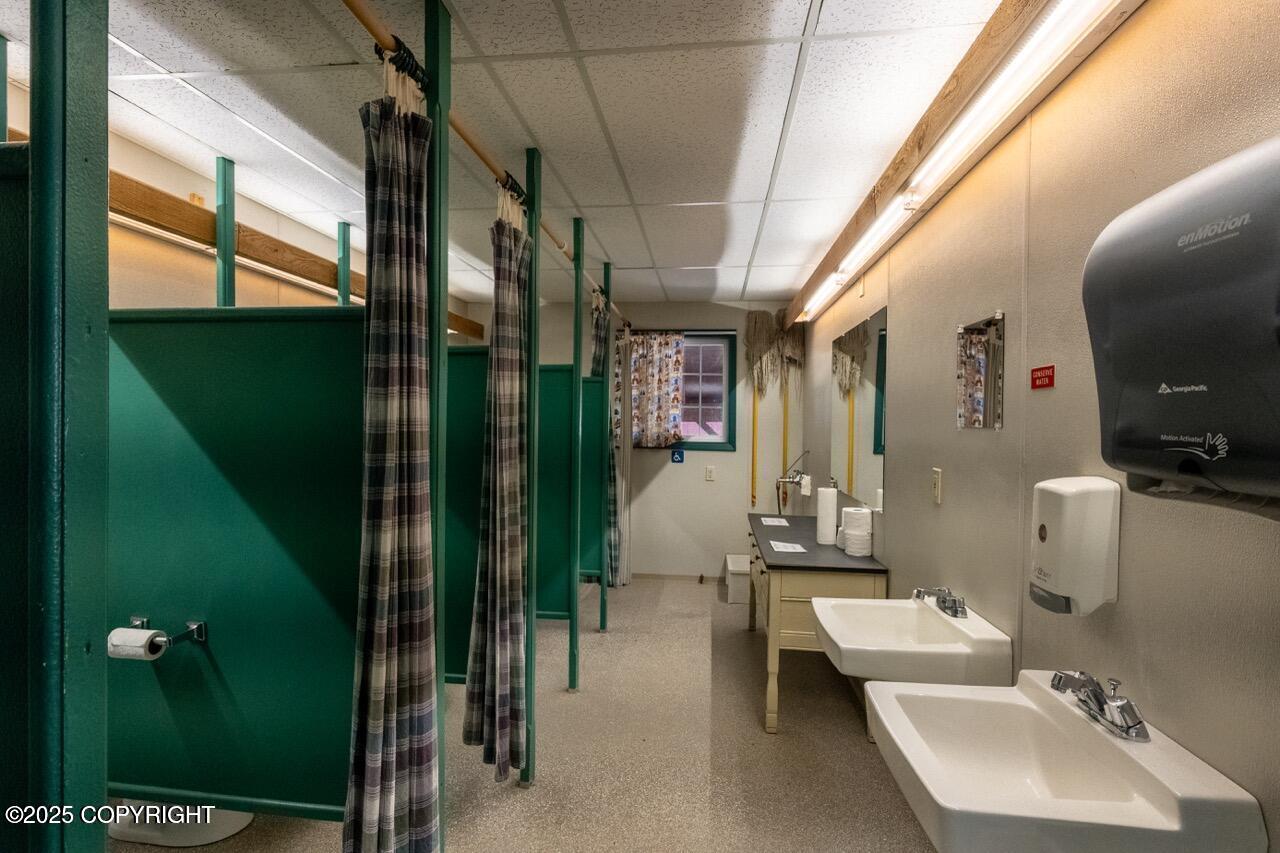 Sterling, Alaska, 99672, United States, ,4 BathroomsBathrooms,Residential,For Sale,1920648