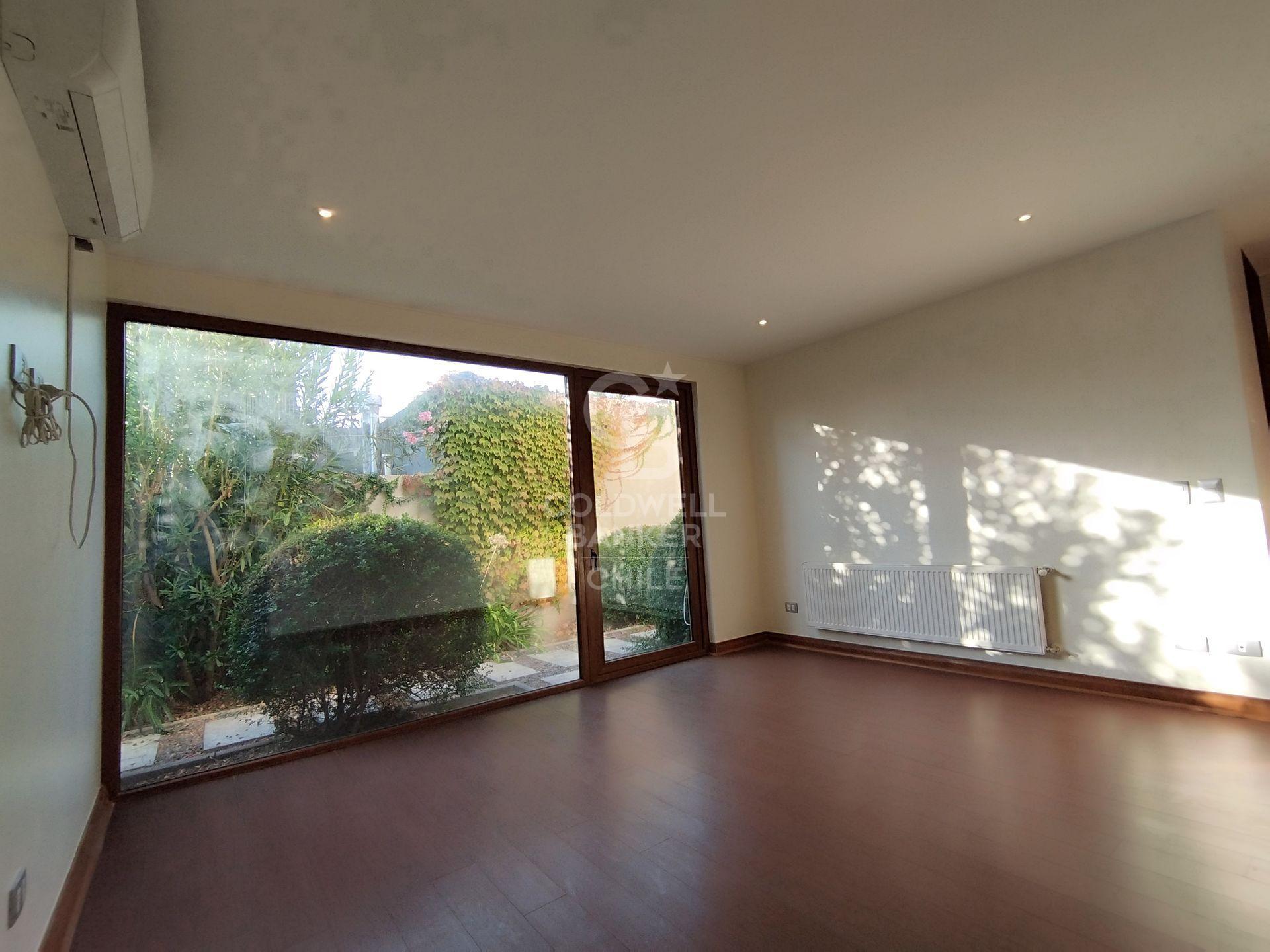 Colina, Chile, 7 Bedrooms Bedrooms, ,5 BathroomsBathrooms,Residential,For Sale,2002956