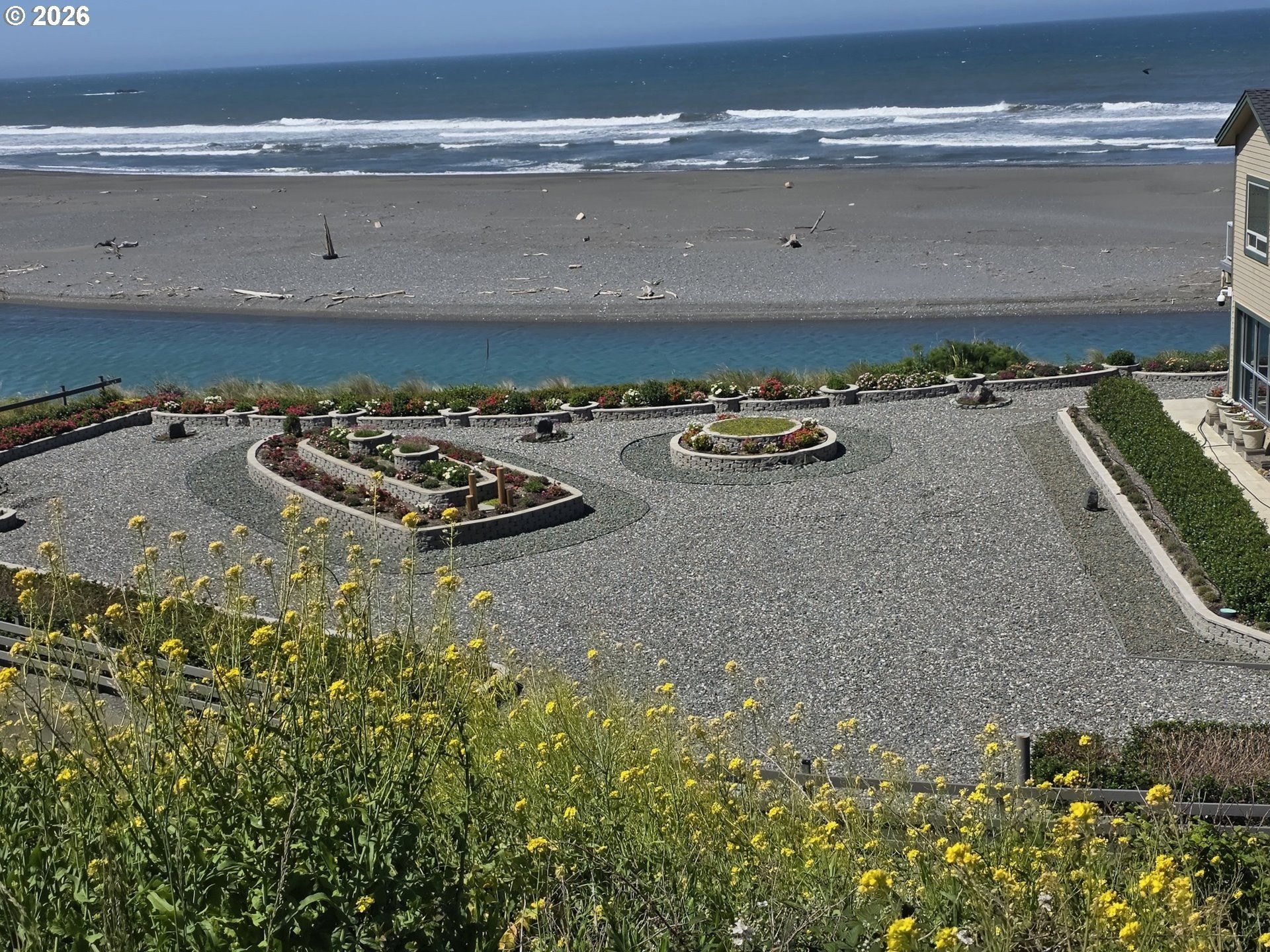 GoldBeach, Oregon, 97444, United States, 3 Bedrooms Bedrooms, ,3 BathroomsBathrooms,Residential,For Sale,2040523