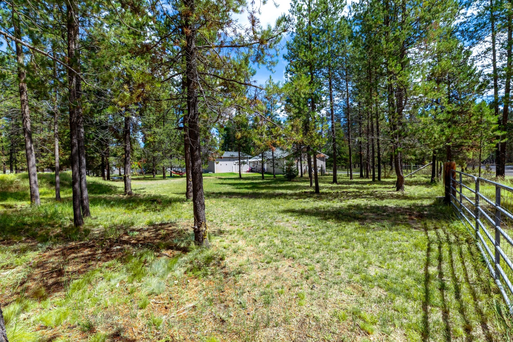  55219 Lazy River Drive Bend, OR 97707 - 物件實景
