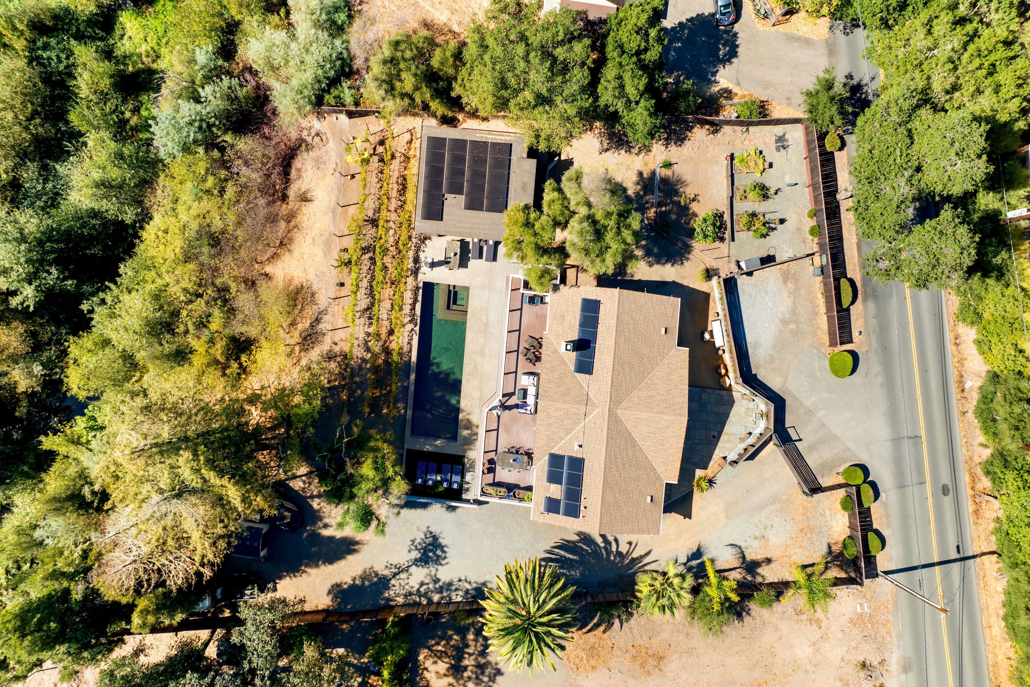  4920 Warm Springs Road - 物件實景