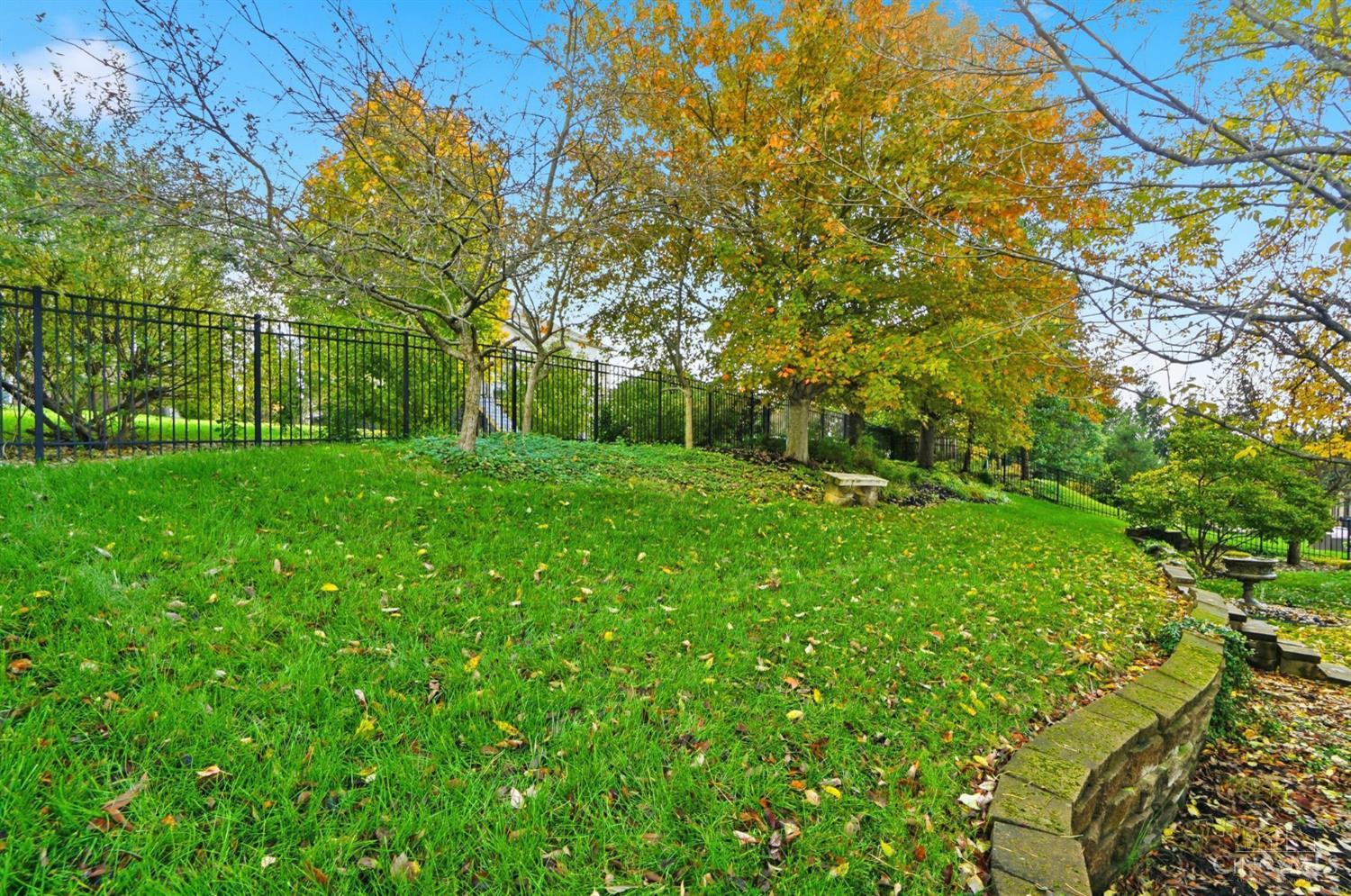 Hamilton Twp, Ohio, 45039, United States, 3 Bedrooms Bedrooms, ,3 BathroomsBathrooms,Residential,For Sale,1987530