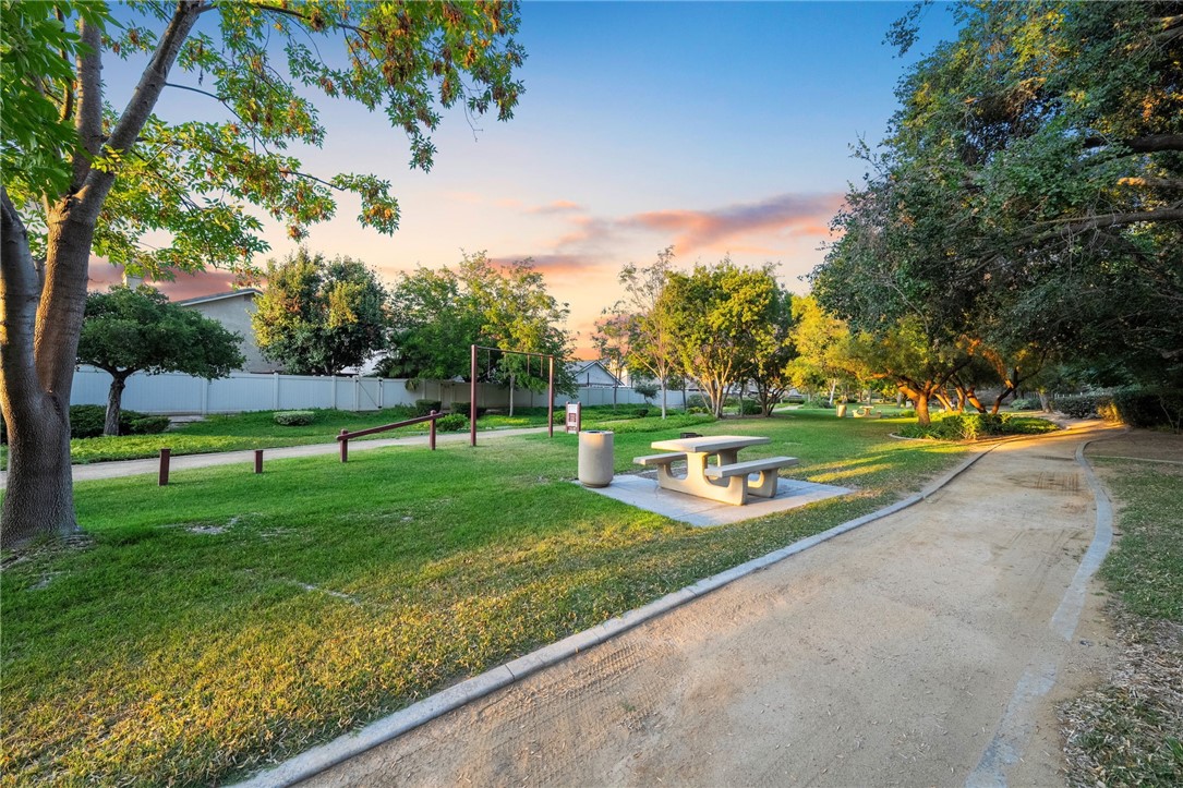 Temecula, California, 92592, United States, 3 Bedrooms Bedrooms, ,3 BathroomsBathrooms,Residential,For Sale,1927855