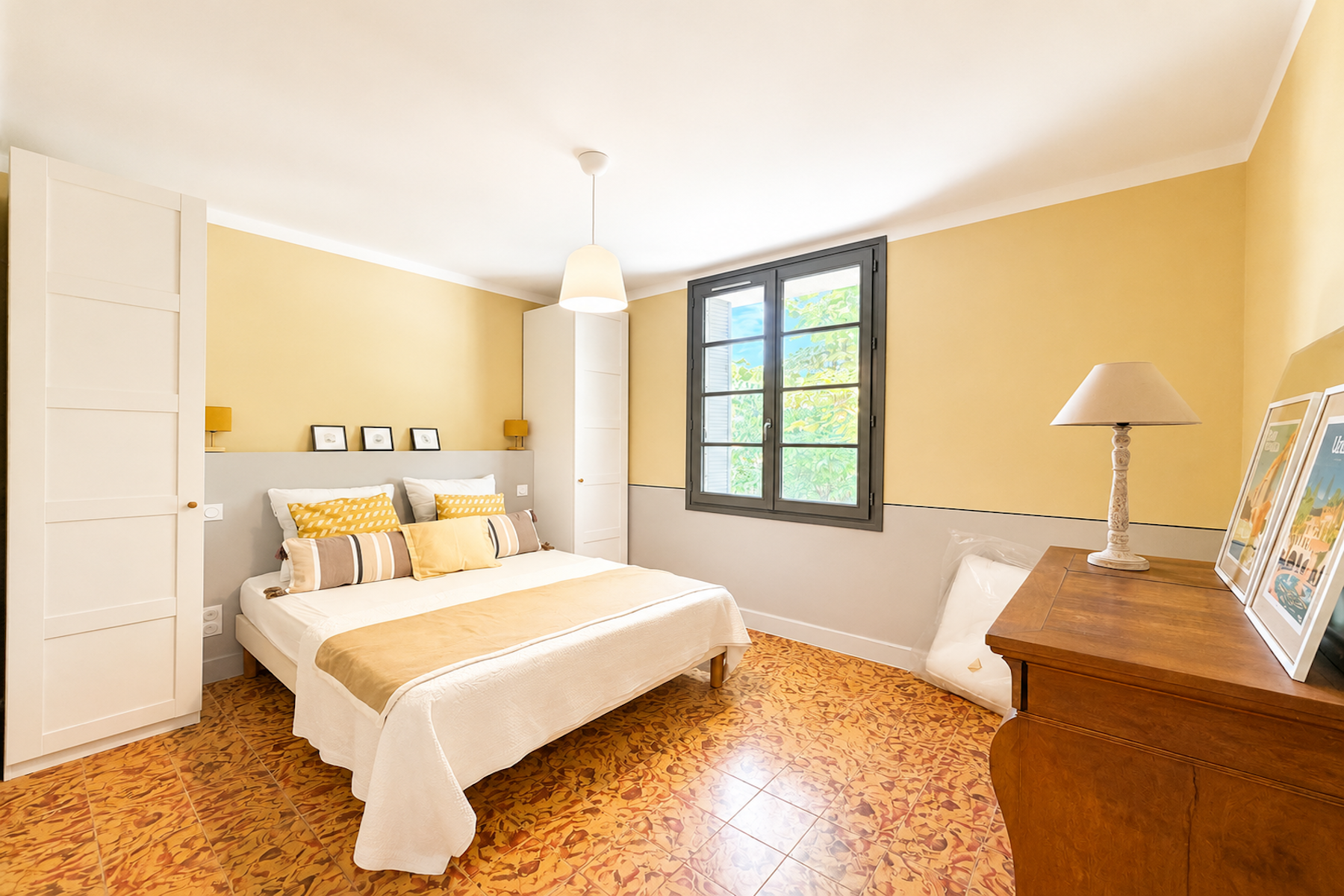  Uzès within walking distance – Renovated single-storey home with exceptional vi… - 物件實景