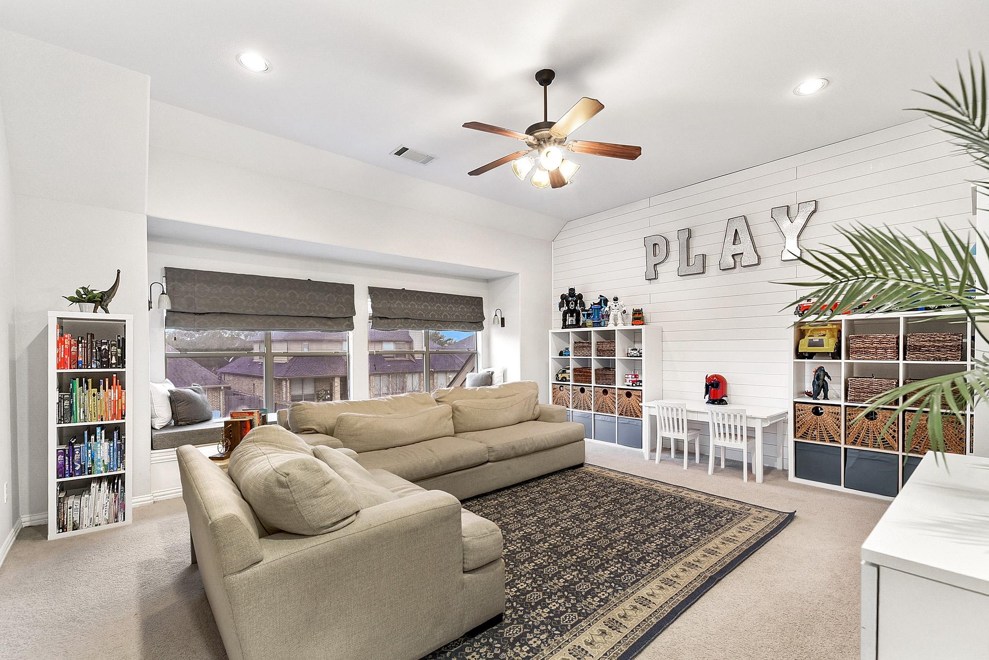 Katy, Texas, 77494, United States, 5 Bedrooms Bedrooms, ,4 BathroomsBathrooms,Residential,For Sale,2015284