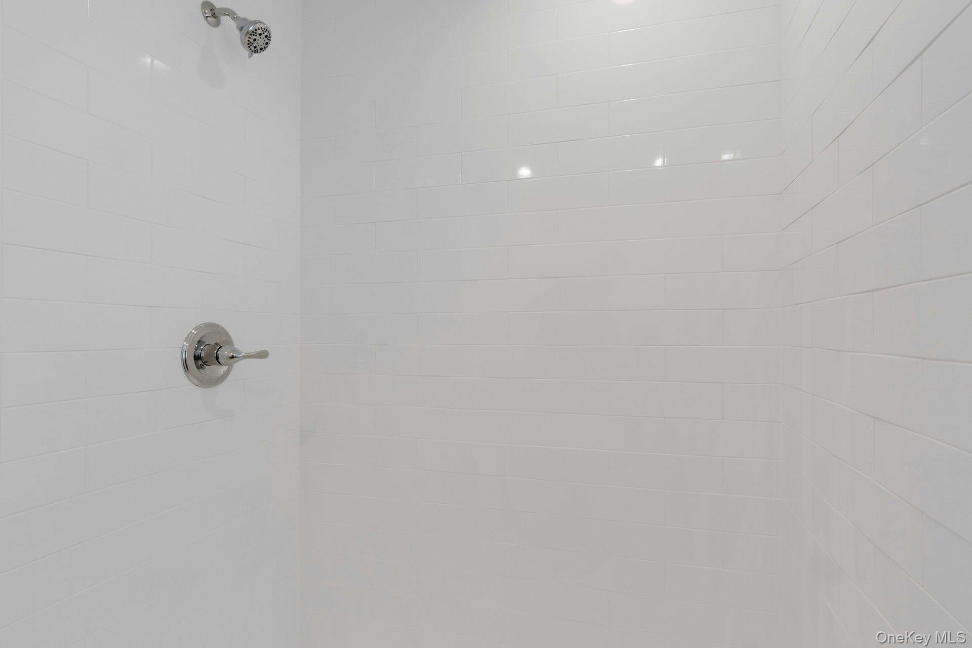 Valley Cottage, New York, 10989, United States, 4 Bedrooms Bedrooms, ,3 BathroomsBathrooms,Residential,For Sale,2005431