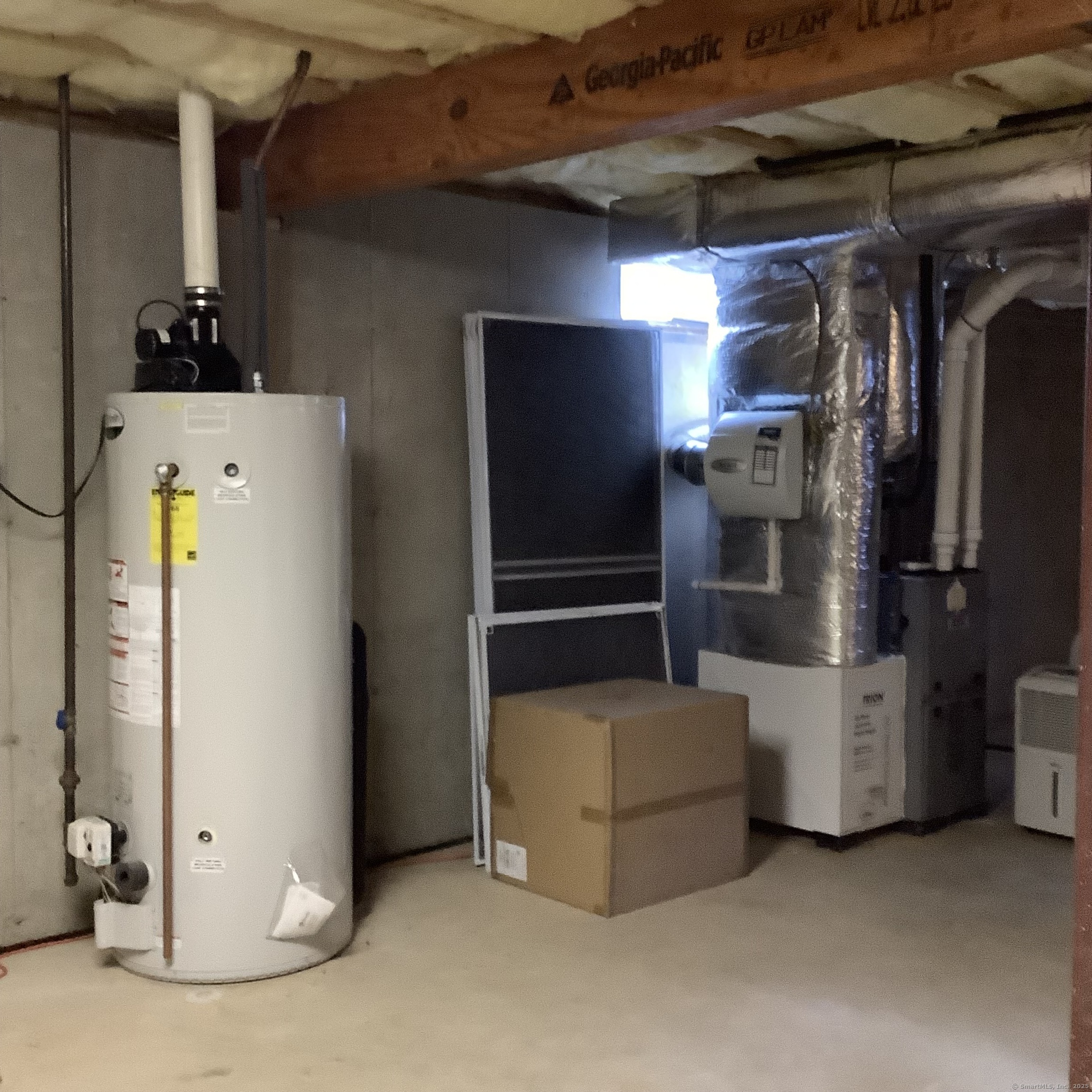 Cromwell, Connecticut, 06416, United States, 2 Bedrooms Bedrooms, ,2 BathroomsBathrooms,Residential,For Sale,1987108