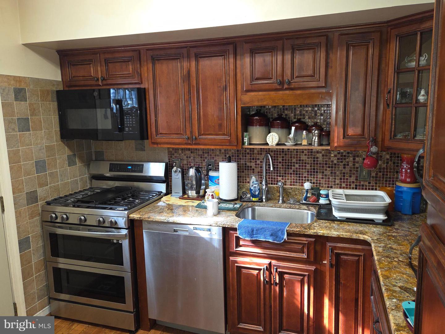 Washington, District of Columbia, 20001, United States, 3 Bedrooms Bedrooms, ,3 BathroomsBathrooms,Residential,For Sale,1991796