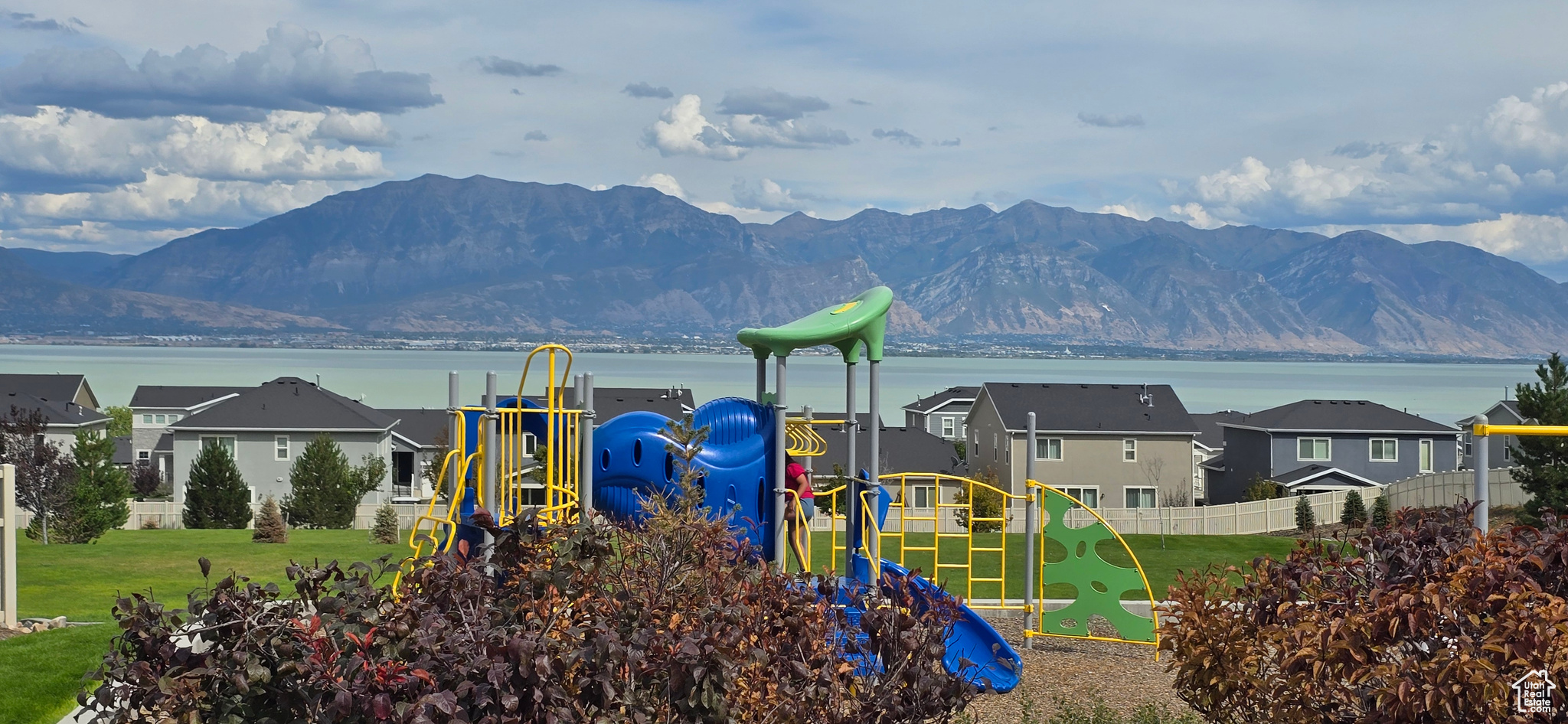 Saratoga Springs, Utah, 84045, United States, 3 Bedrooms Bedrooms, ,2 BathroomsBathrooms,Residential,For Sale,1942303
