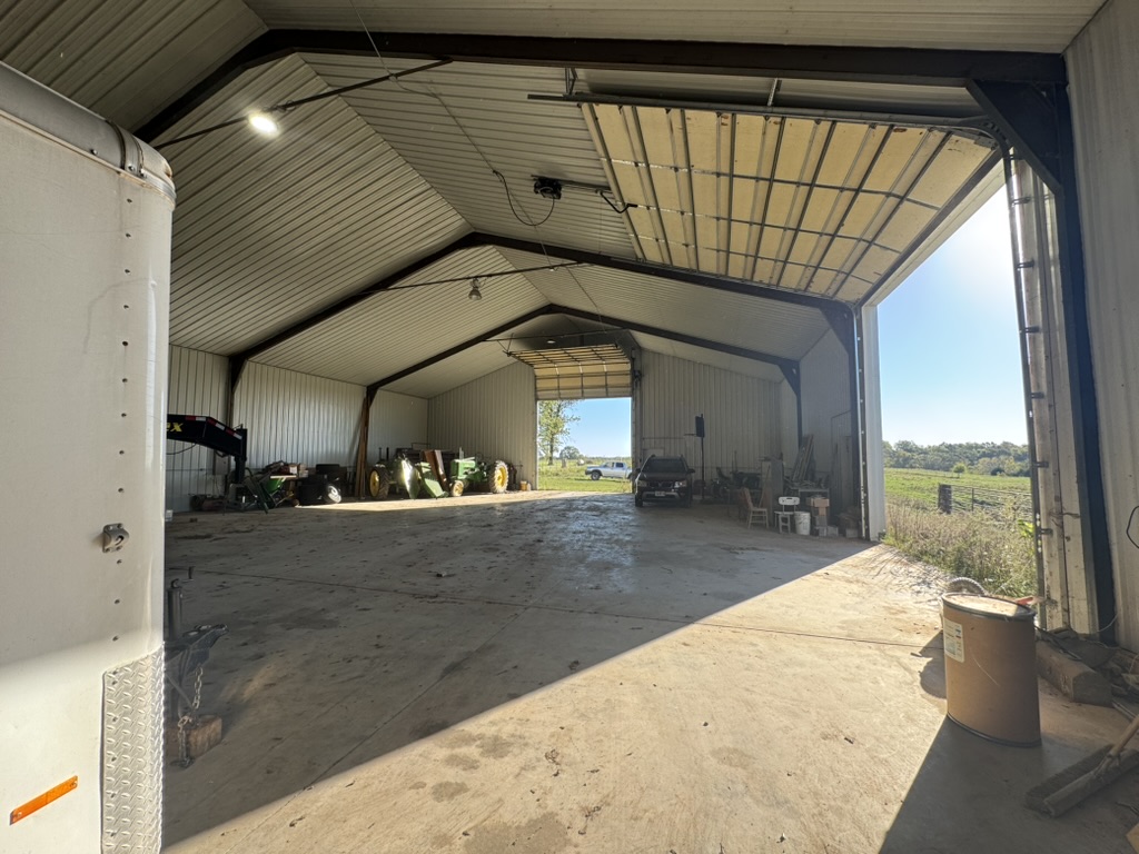 Pierce City, Missouri, 65723, United States, 2 Bedrooms Bedrooms, ,2 BathroomsBathrooms,Residential,For Sale,1987385