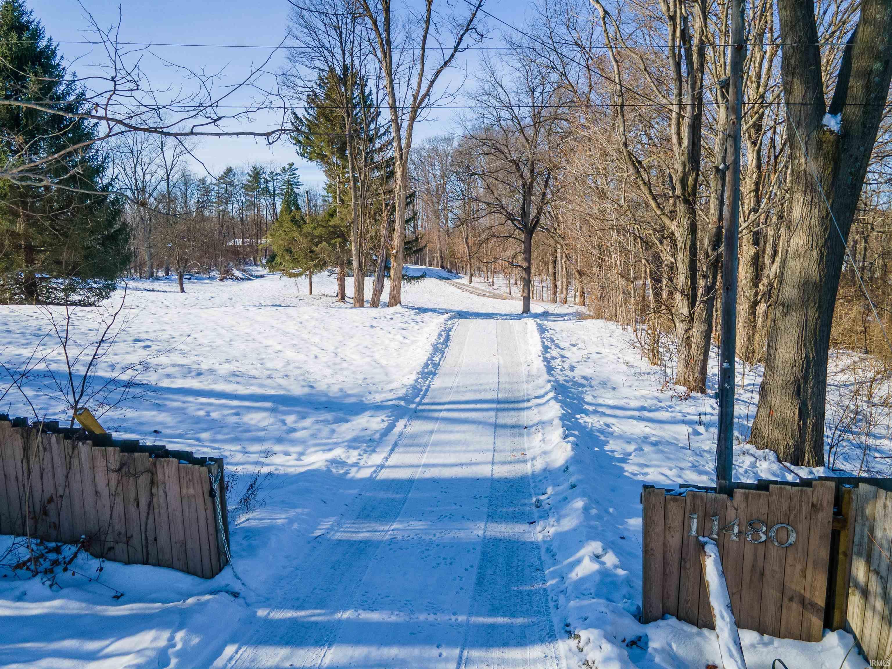 Roanoke, Indiana, 46783, United States, 4 Bedrooms Bedrooms, ,3 BathroomsBathrooms,Residential,For Sale,2005633