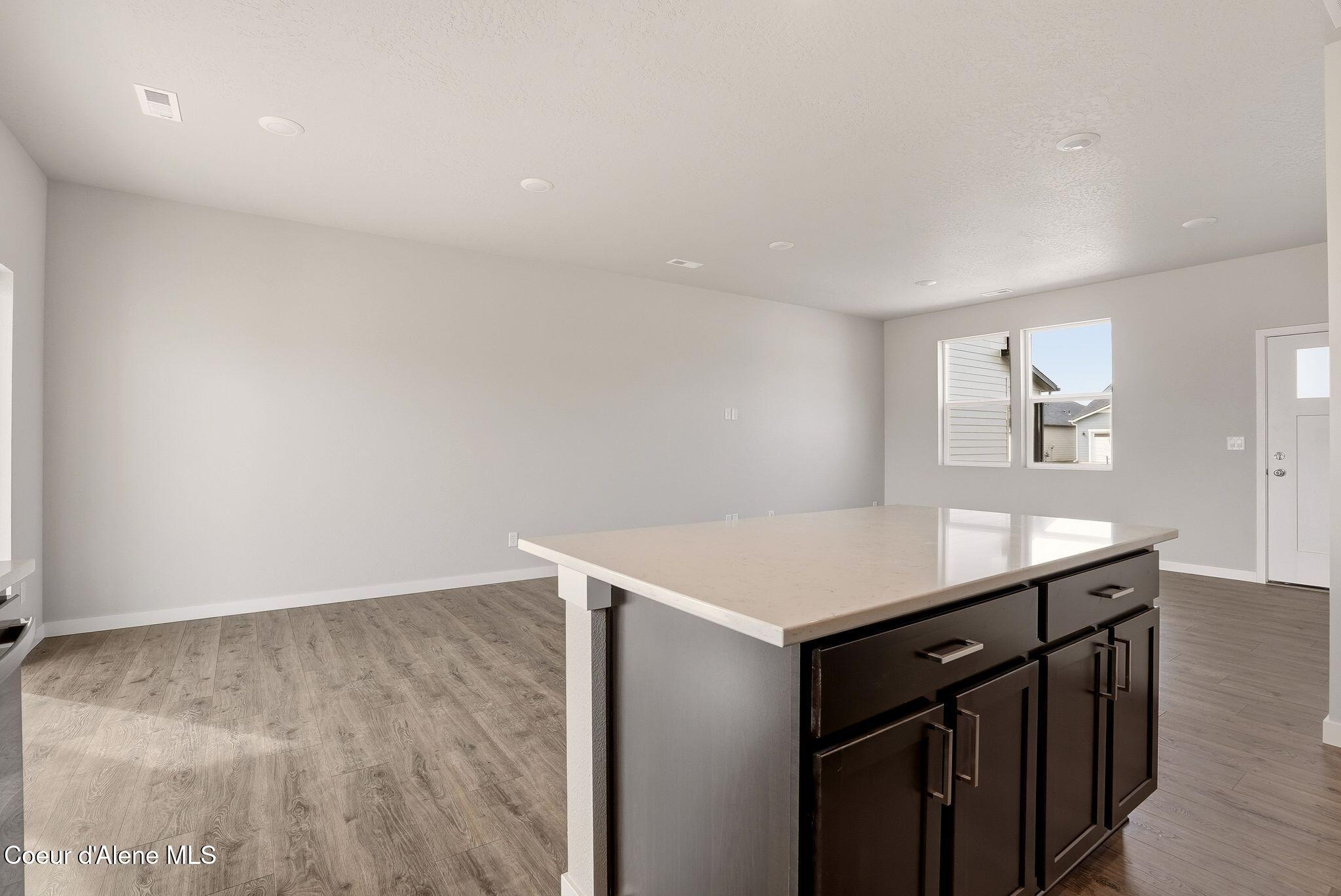 Post Falls, Idaho, 83854, United States, 3 Bedrooms Bedrooms, ,2 BathroomsBathrooms,Residential,For Sale,2030369