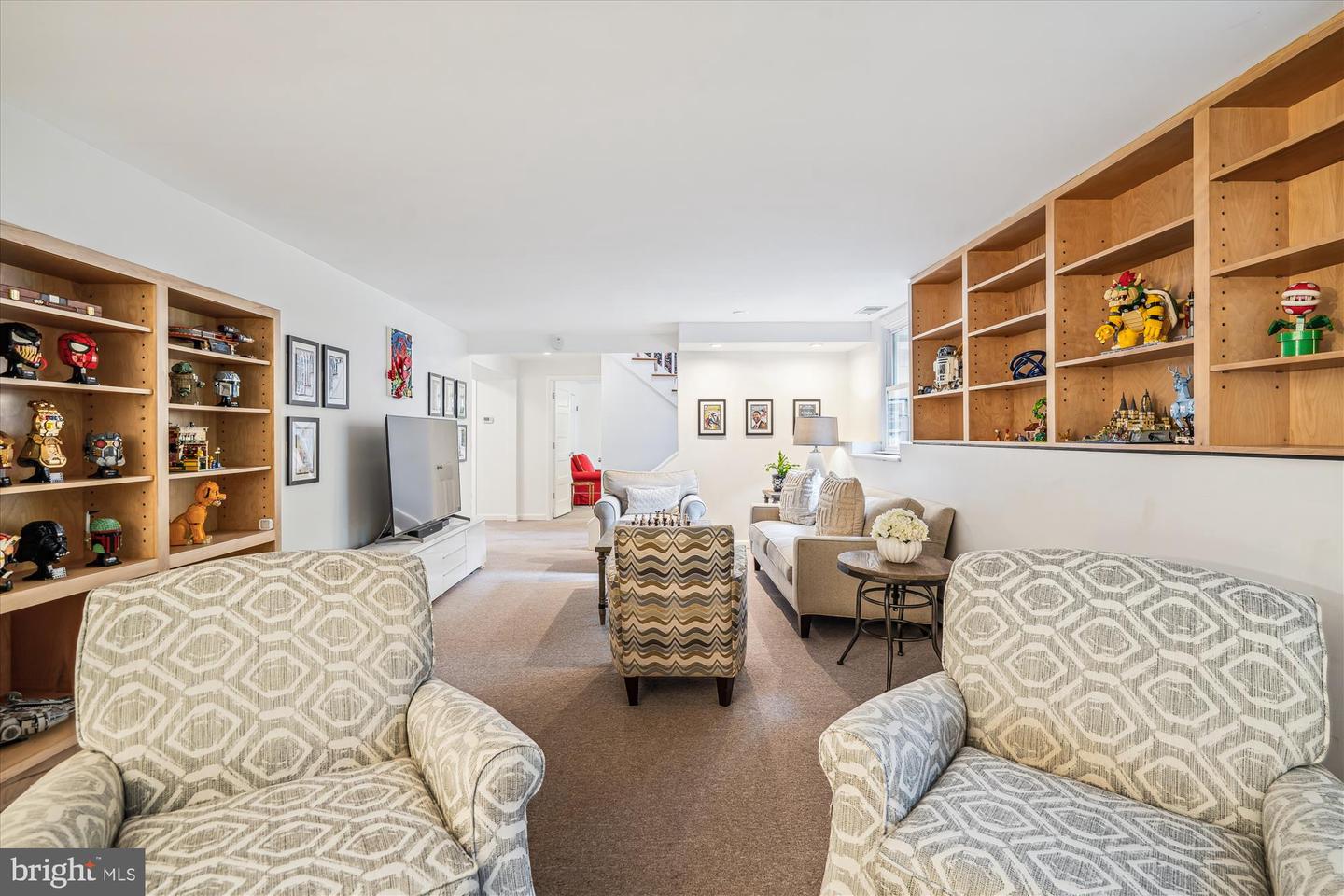 Annapolis, Maryland, 21403, United States, 5 Bedrooms Bedrooms, ,3 BathroomsBathrooms,Residential,For Sale,1839028