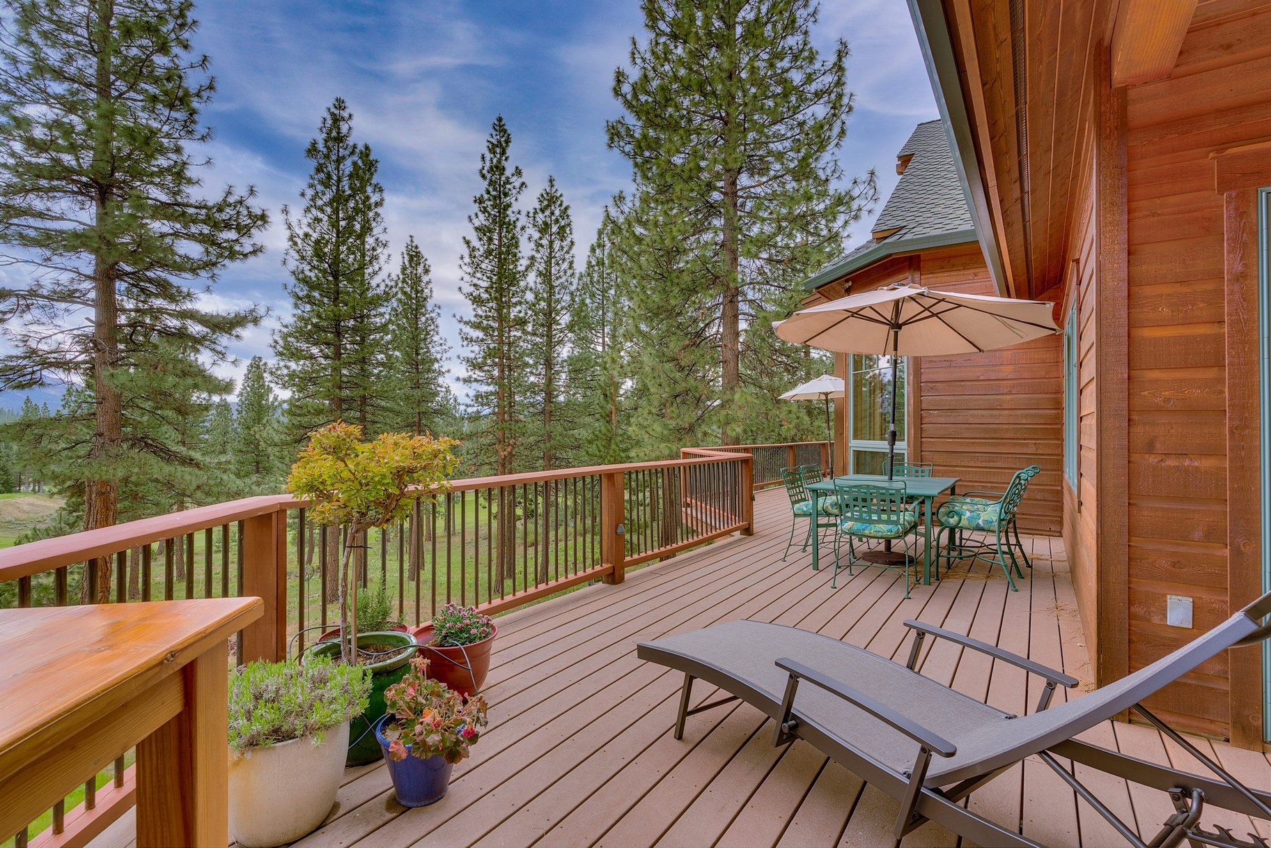  Private Estate Living Along the Fairways of Grizzly Ranch - 物件實景