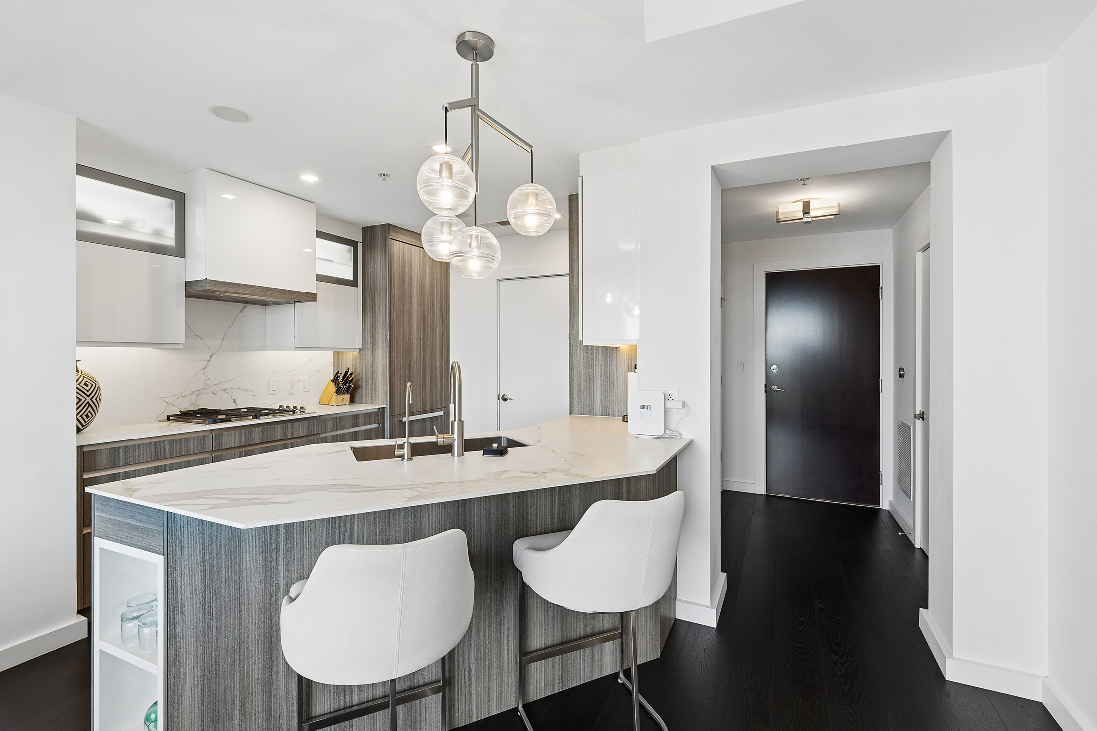  Exceptional One Bedroom Residence at Luxe - 物件實景
