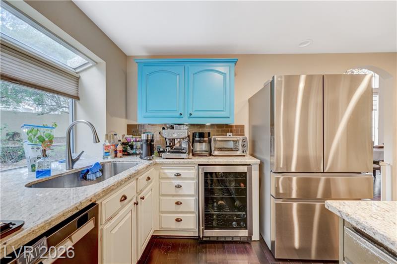 Las Vegas, Nevada, 89117, United States, 4 Bedrooms Bedrooms, ,3 BathroomsBathrooms,Residential,For Sale,2012545