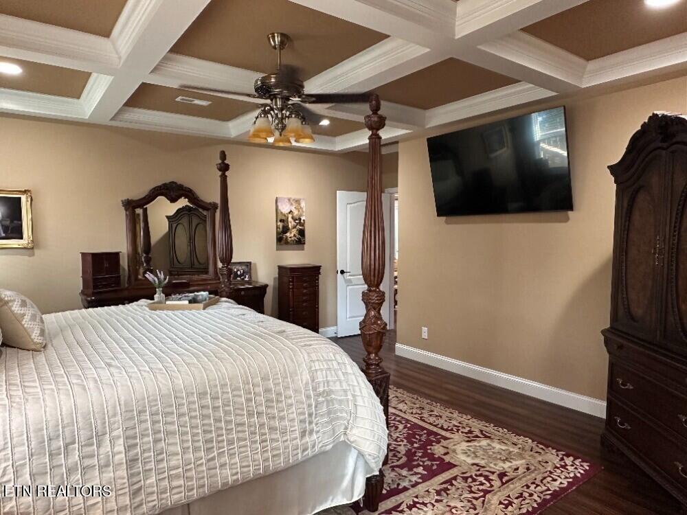 Maryville, Tennessee, 37804, United States, 5 Bedrooms Bedrooms, ,3 BathroomsBathrooms,Residential,For Sale,1927835
