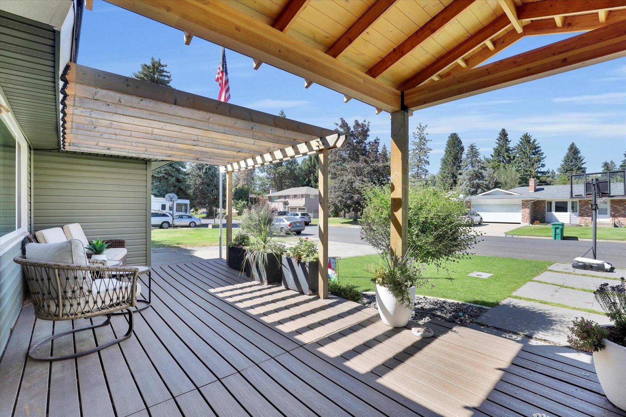 Spokane Valley, Washington, 99216, United States, 4 Bedrooms Bedrooms, ,3 BathroomsBathrooms,Residential,For Sale,1927363