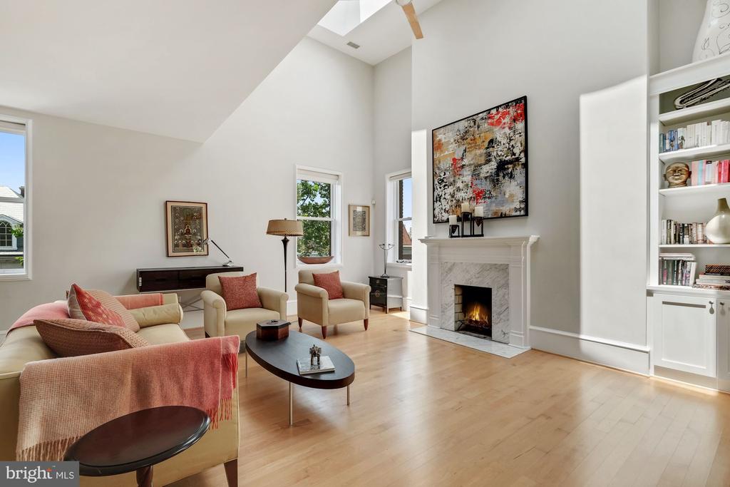 Washington, District of Columbia, 20009, United States, 3 Bedrooms Bedrooms, ,3 BathroomsBathrooms,Residential,For Sale,2027889