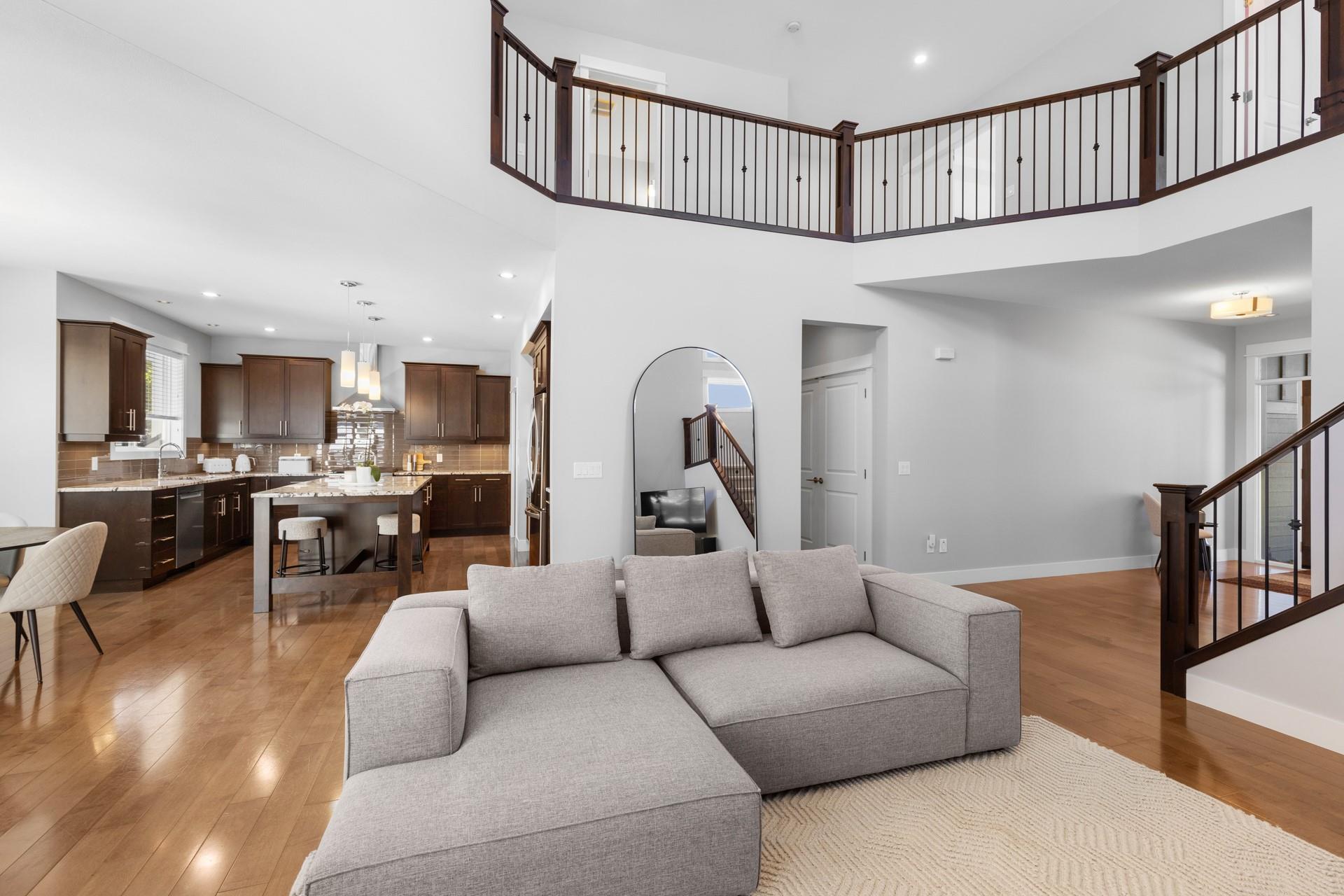 KELOWNA, British Columbia, V1W 5K2, CA, 5 Bedrooms Bedrooms, ,3 BathroomsBathrooms,Residential,For Sale,1960924